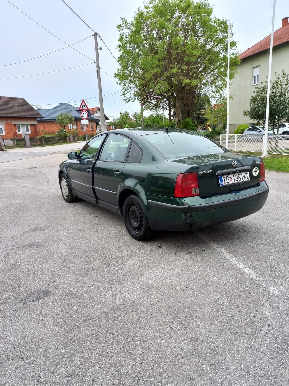 VW Passat 1,9 TDI AUTO PALI VOZI SAMO 650 EURA, fotografija 17