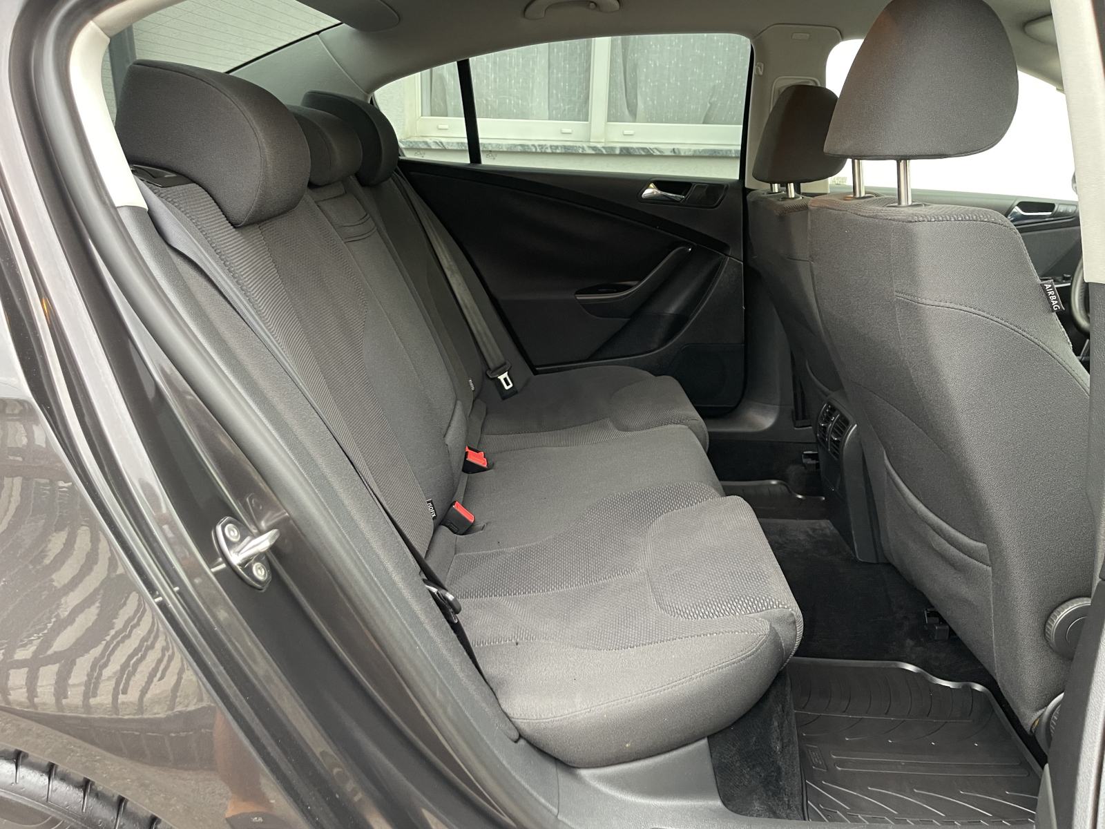 VW PASSAT 1,9 TDI •• KAO NOVI, KUPLJEN U HRVATSKOJ, DIGITALNA KLIMA ••, fotografija 20