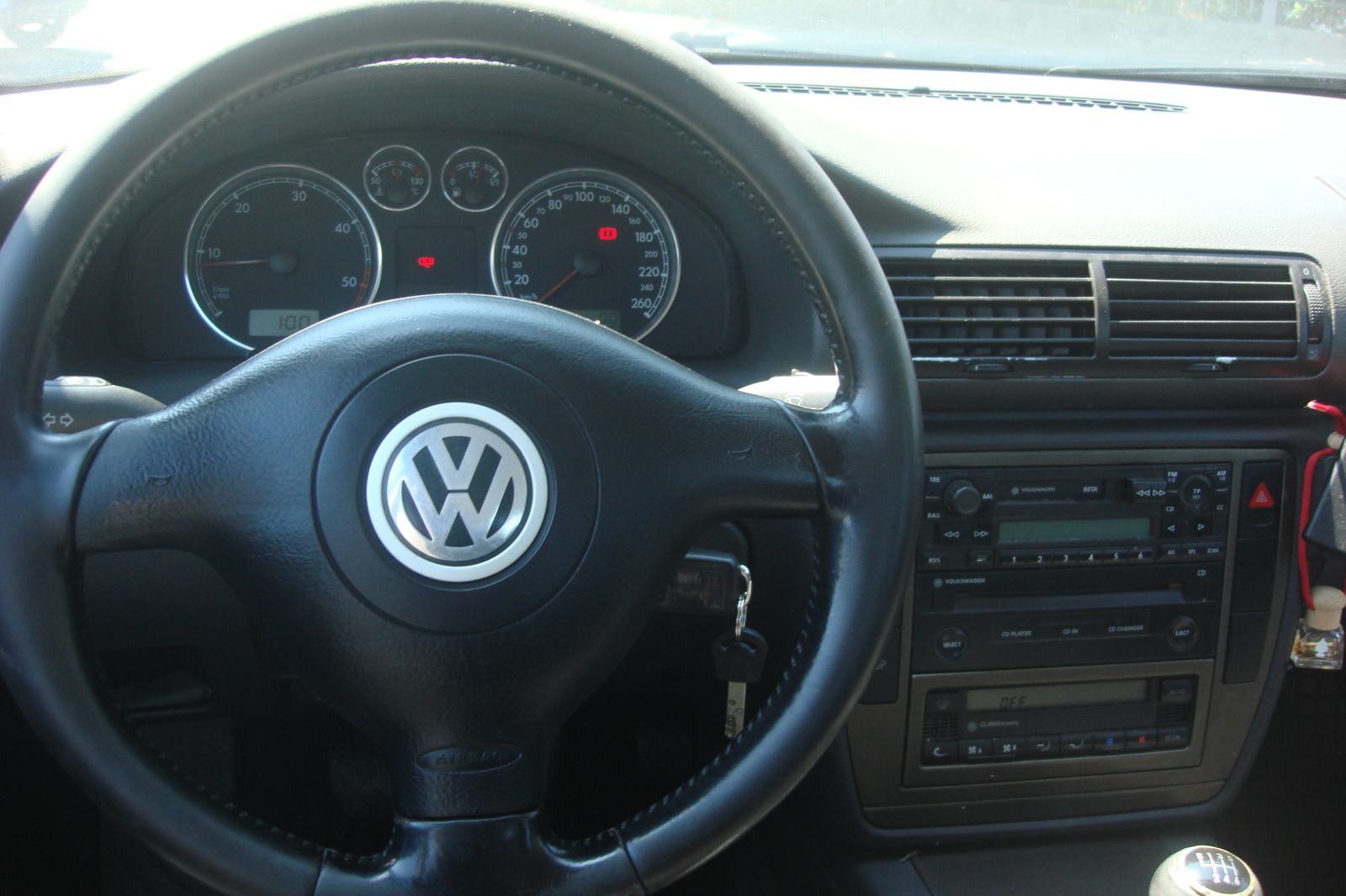 VW PASSAT 1,9 TDI****REGISTRIRAN*****FULL OPREMA******POVOLJNO********, fotografija 10