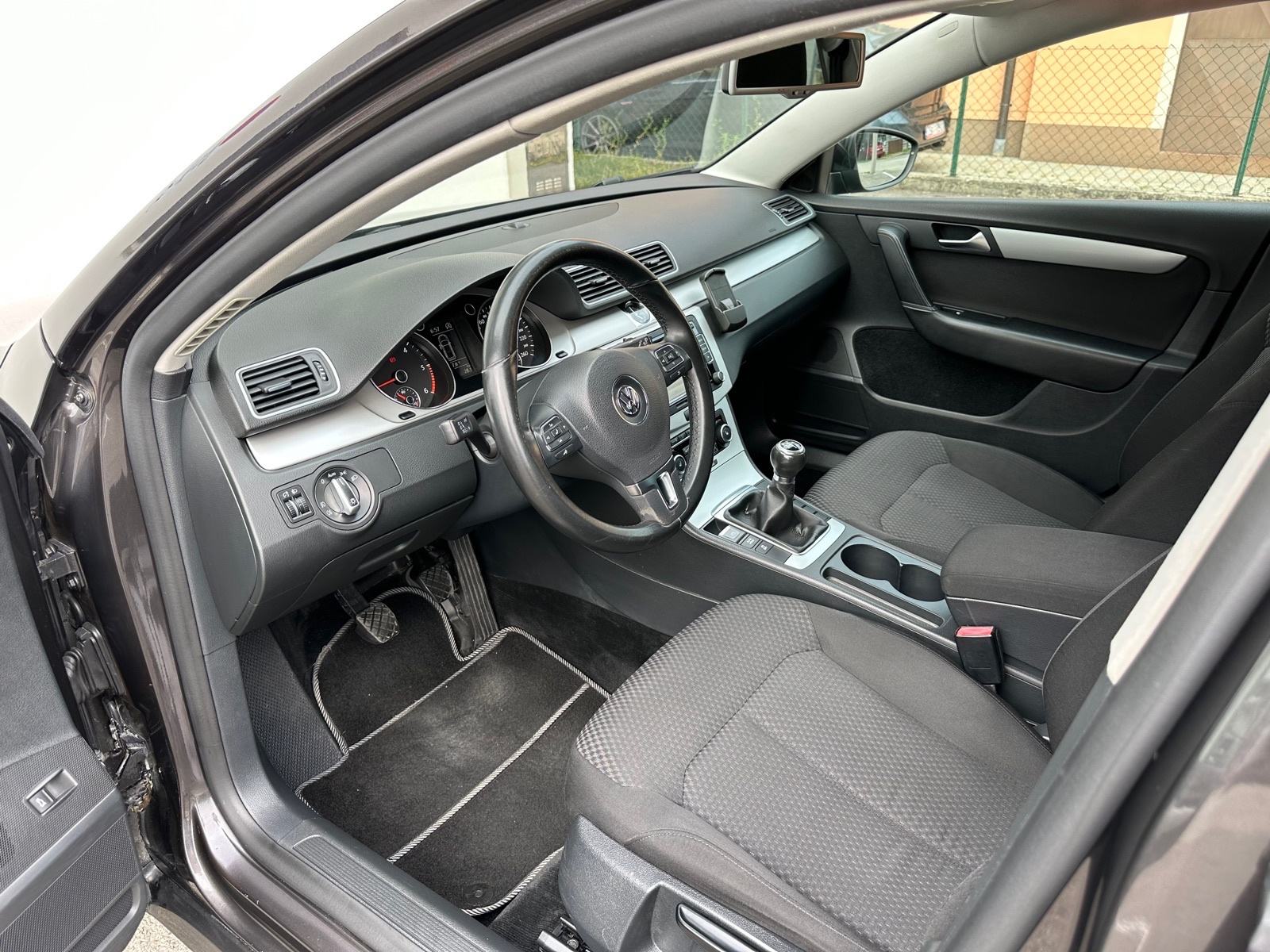 VW PASSAT 2.0 TDI,103 KW,SERVISNA,NAVI,TEMP,REG 1 GOD… 11.000€, fotografija 11