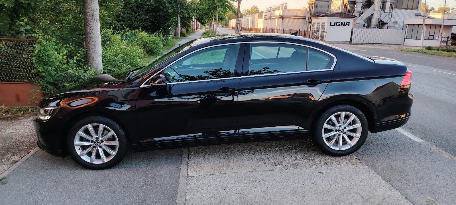 VW PASSAT B8 2,0 TDI 110 KW. BUSINESS. FACELIFT. VELIKI SERVIS., fotografija 4