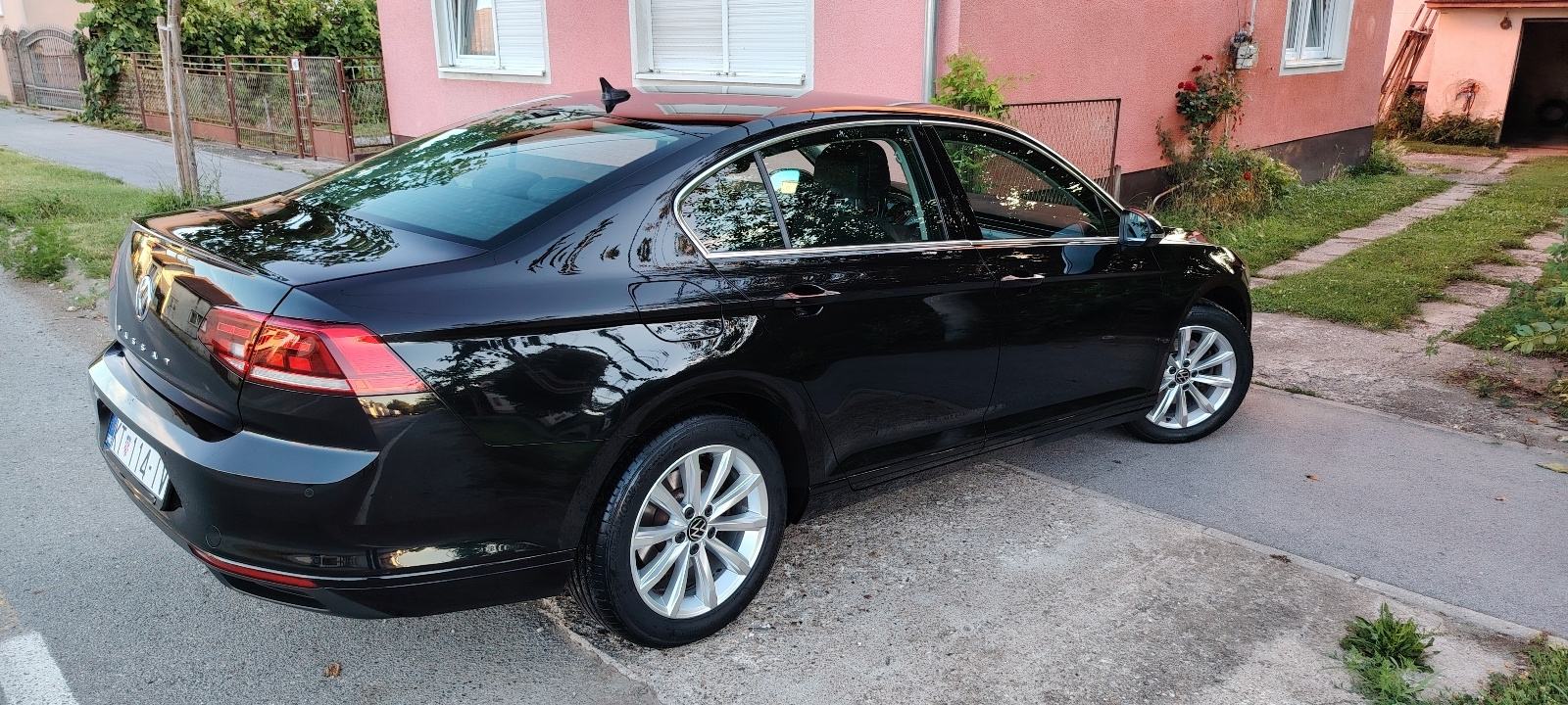 VW PASSAT B8 2,0 TDI 110 KW. BUSINESS. FACELIFT. VELIKI SERVIS., fotografija 11