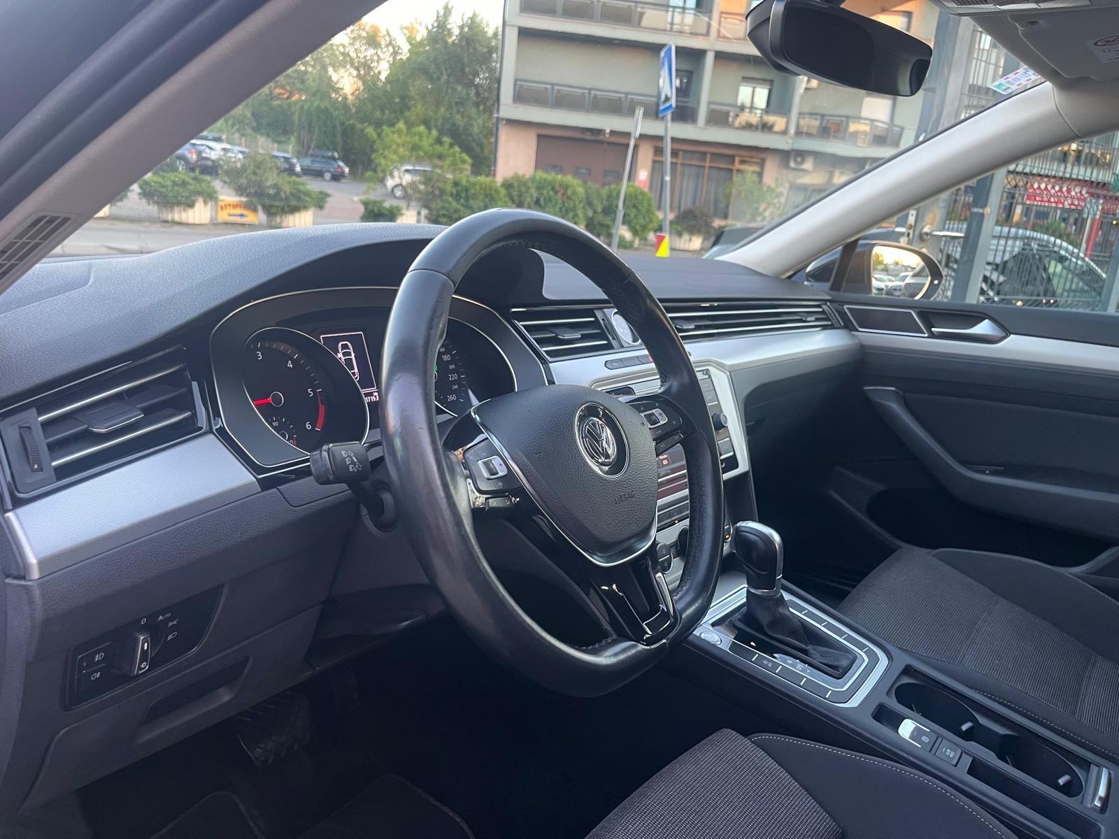 VW Passat 2,0 TDI 150 KS DSG Automatik ComfortLine 1VL Nije uvoz Jam1G, fotografija 16