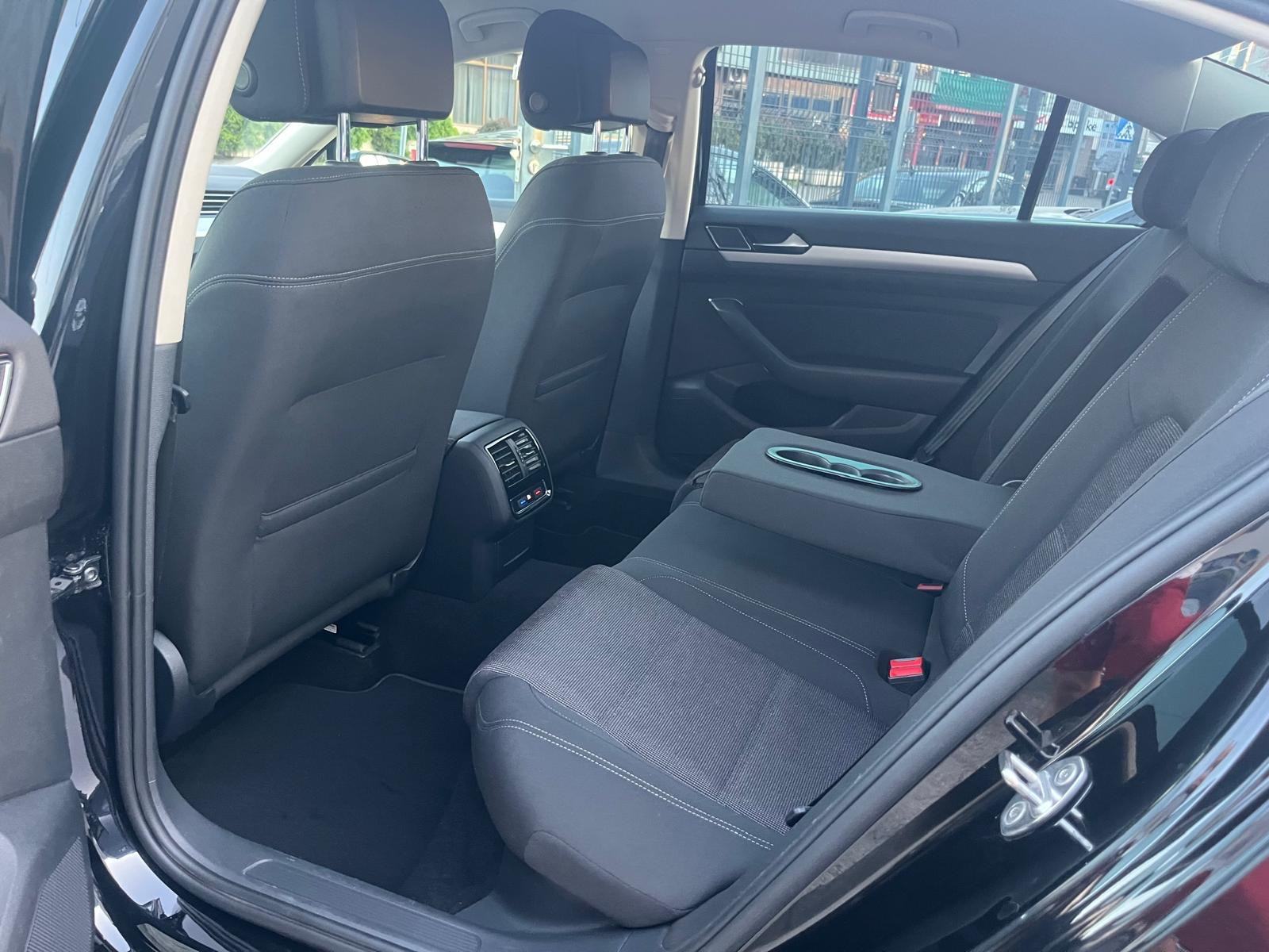 VW Passat 2,0 TDI 150 KS DSG Automatik ComfortLine 1VL Nije uvoz Jam1G, fotografija 13