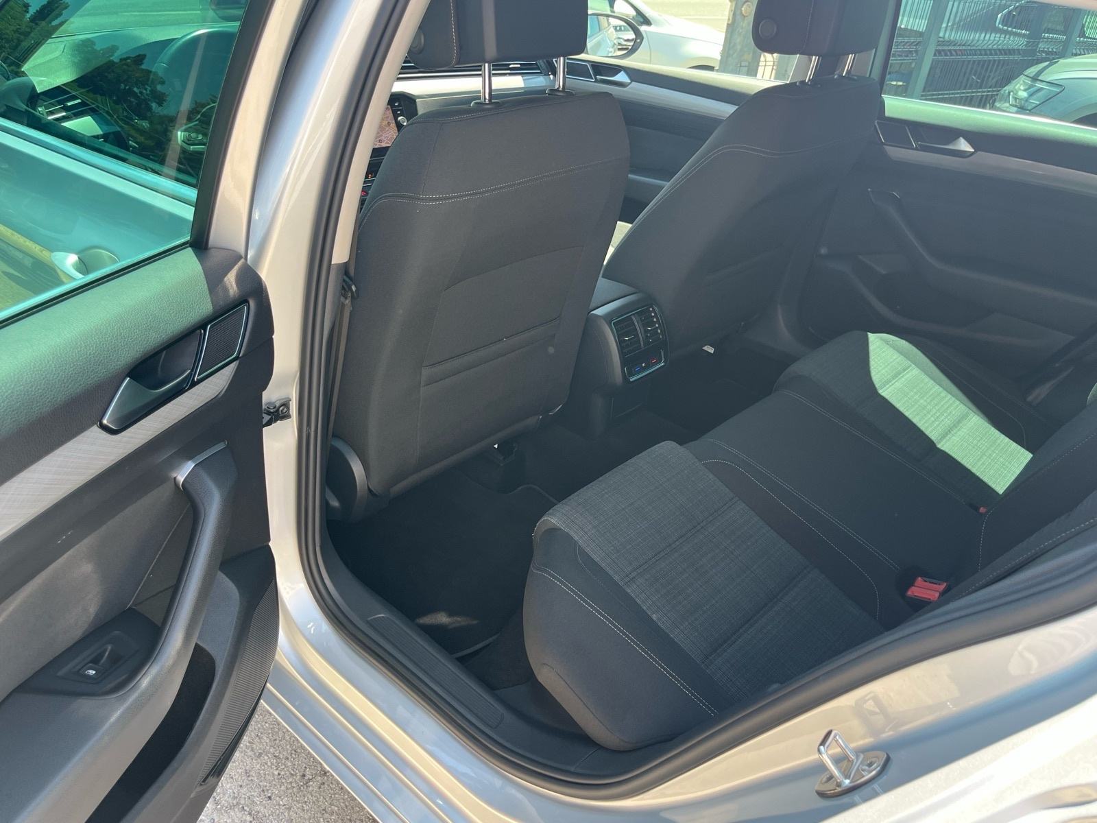 VW Passat 2,0 TDI 150 KS DSG F-1 NAVI,LED 1.VL Jamstvo 1G, fotografija 13