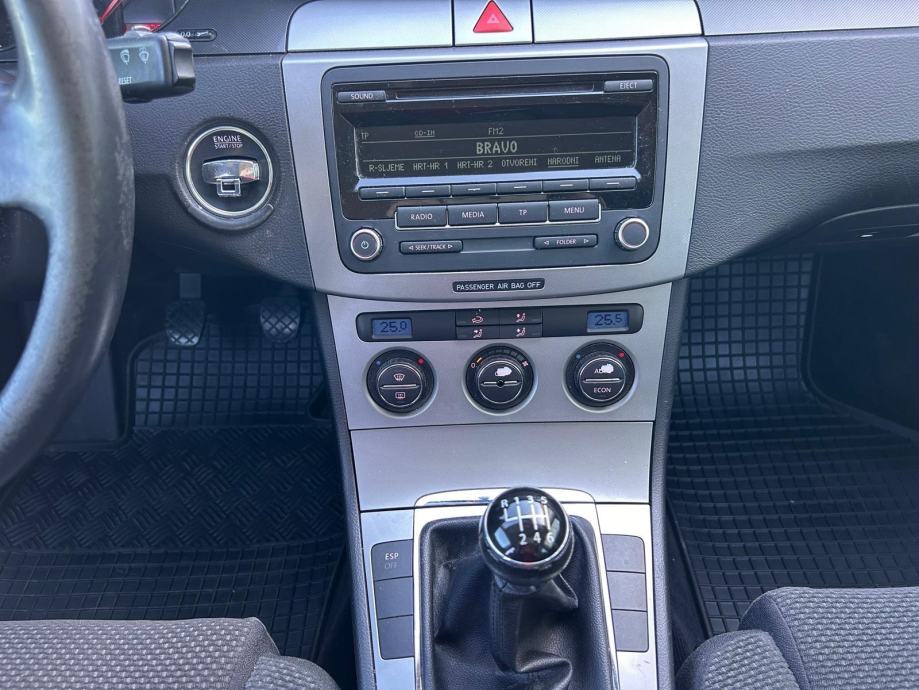 VW Passat 2,0 TDI 2005.,VELIKI SERVIS, *** AKCIJA 2200 € ***, fotografija 12