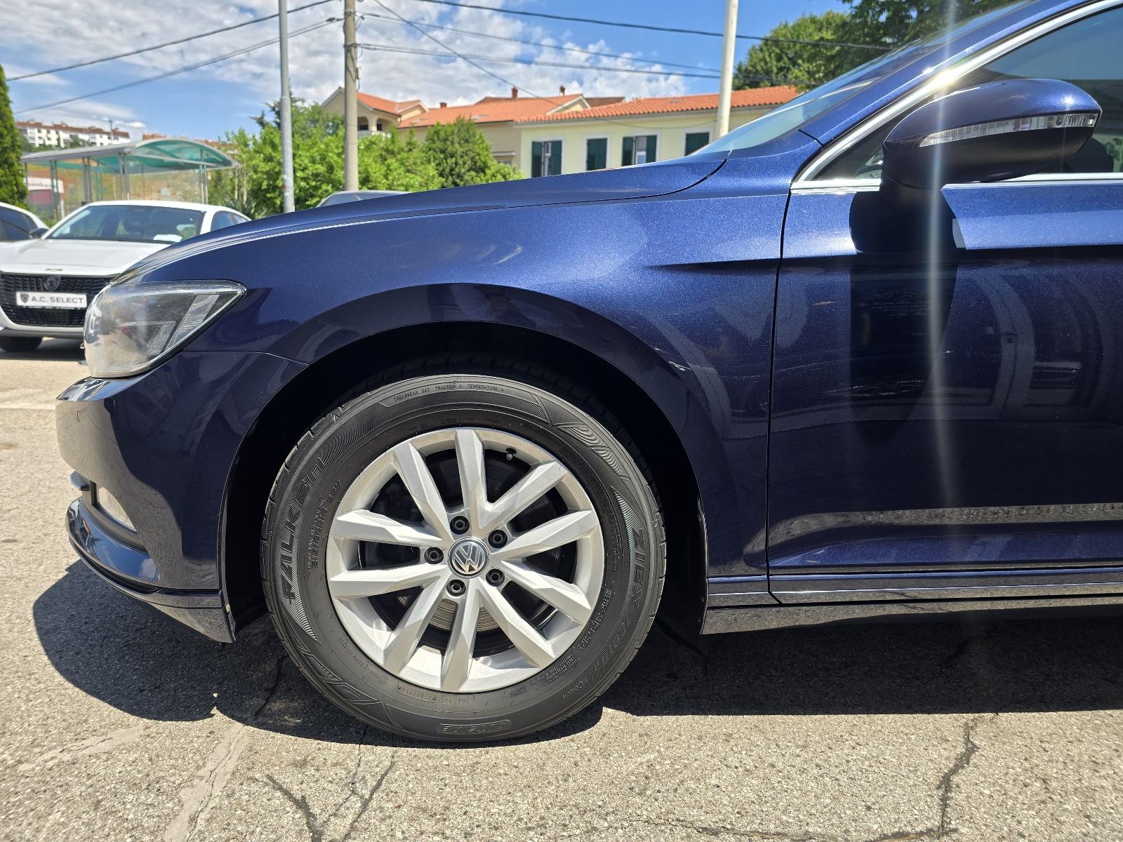 VW Passat 2.0 TDI - 2016 - 120000km - SERVISNA - GARANCIJA - REG1GOD, fotografija 4
