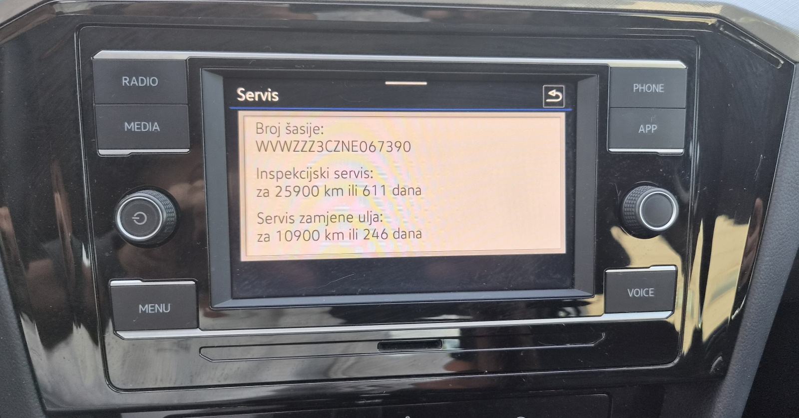 VW Passat 2,0 TDI 2022 god.SAMO 60 TKM 110 KW DSG HR VOZILO U PDV-u, fotografija 4