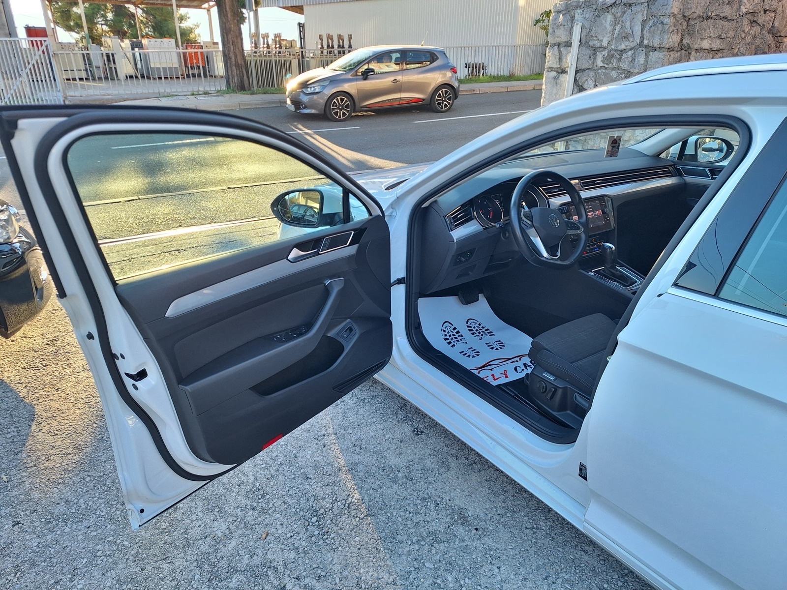 VW Passat 2,0TDI automatik(DSG)REDIZAJN/LED/P.KAMERA ‼️AKCIJA‼️, fotografija 9