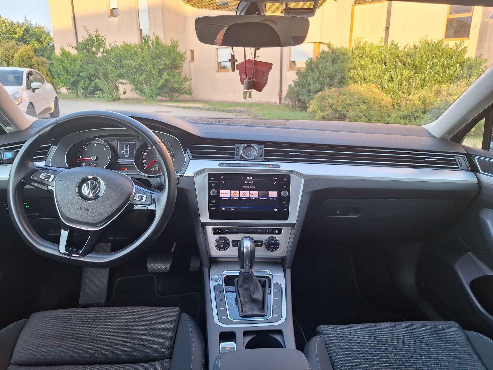 VW Passat 2,0 TDI DSG HR auto, fotografija 16