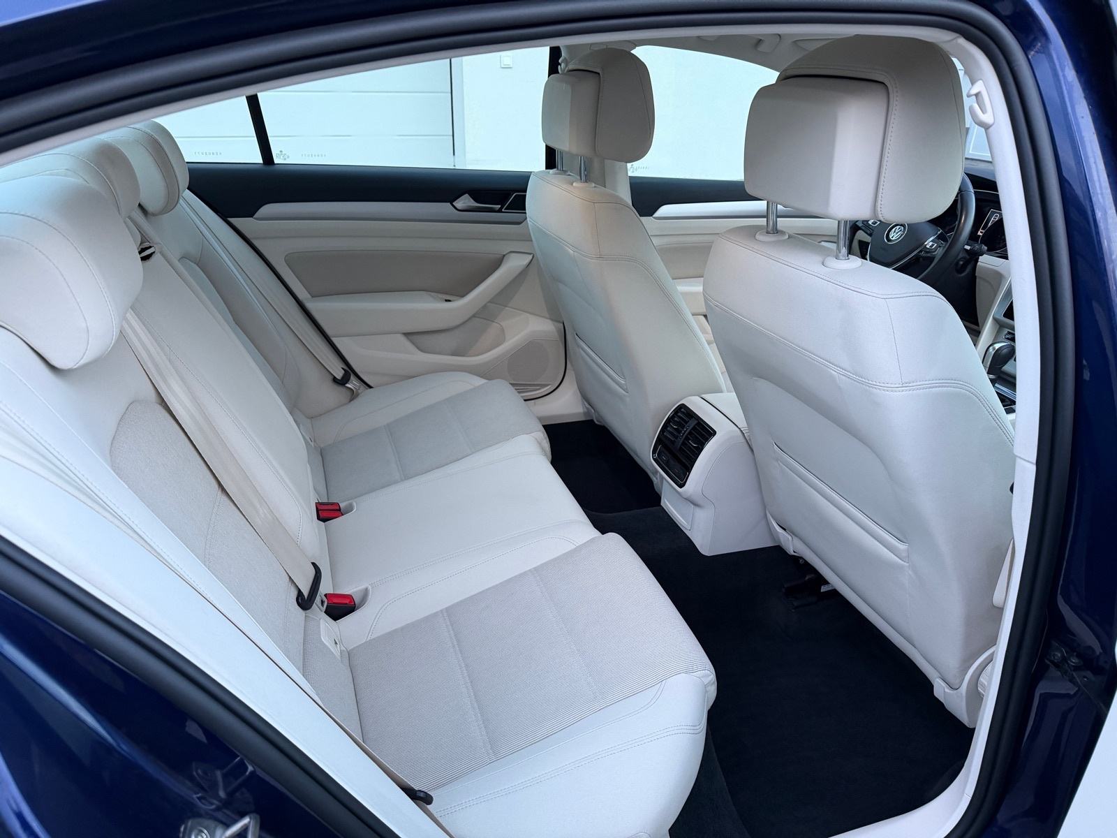 VW Passat 2,0 TDI ⭐️DSG, fotografija 12