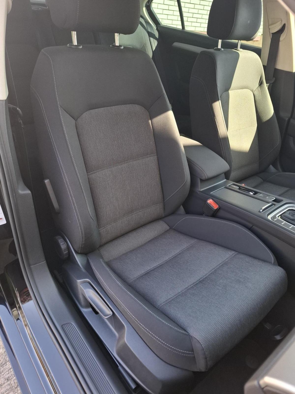 VW Passat 2,0 TDI BMT Connect, DSG 7, 2018.g., drugi vl. , reg. 07/27, fotografija 12