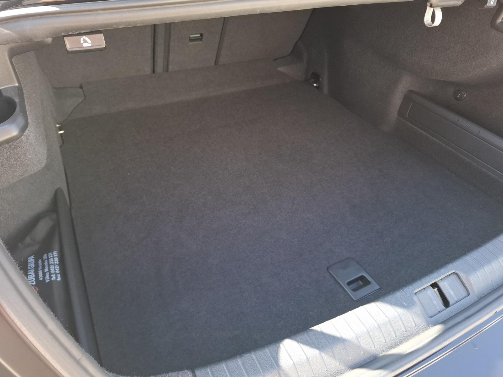 VW Passat 2,0 TDI BMT Connect, DSG 7, 2018.g., drugi vl. , reg. 07/27, fotografija 16