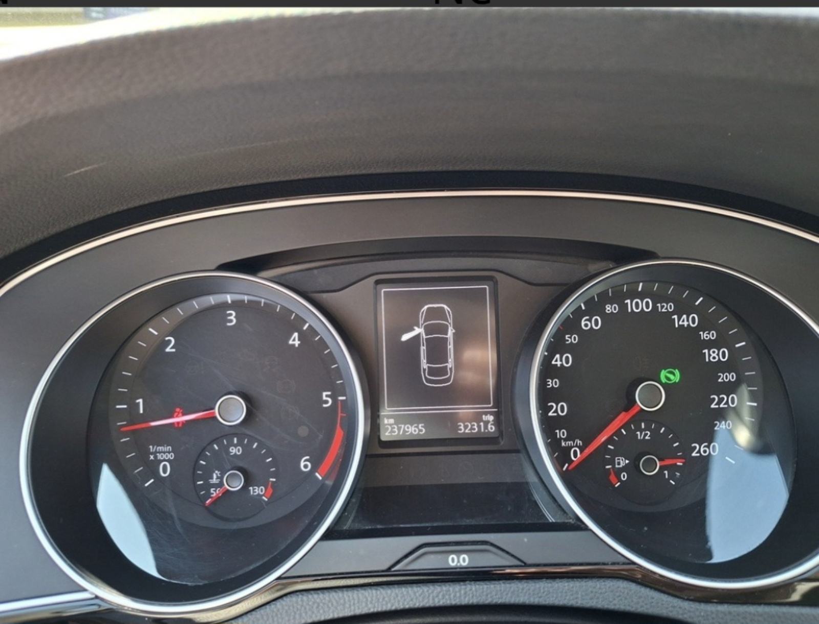 VW Passat 2,0 TDI aut. HR VOZILO 1VL. KAO NOVO, fotografija 5