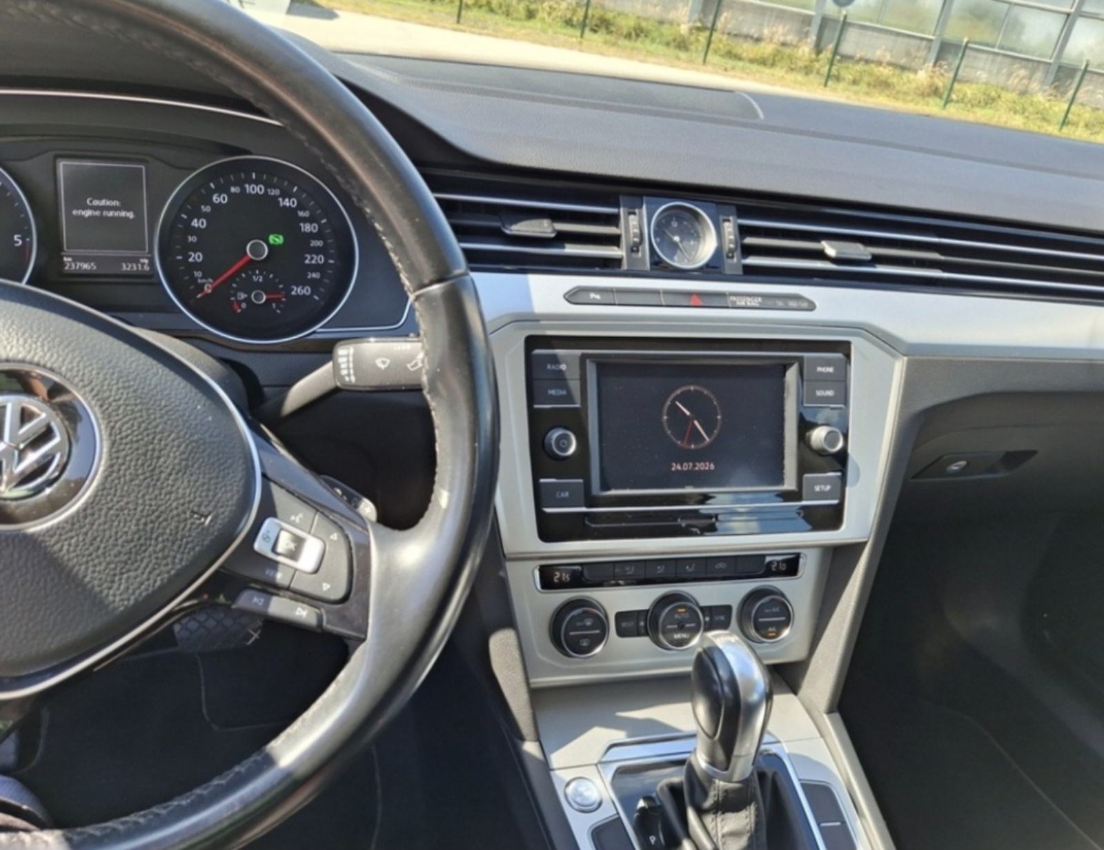 VW Passat 2,0 TDI aut. HR VOZILO 1VL. KAO NOVO, fotografija 8
