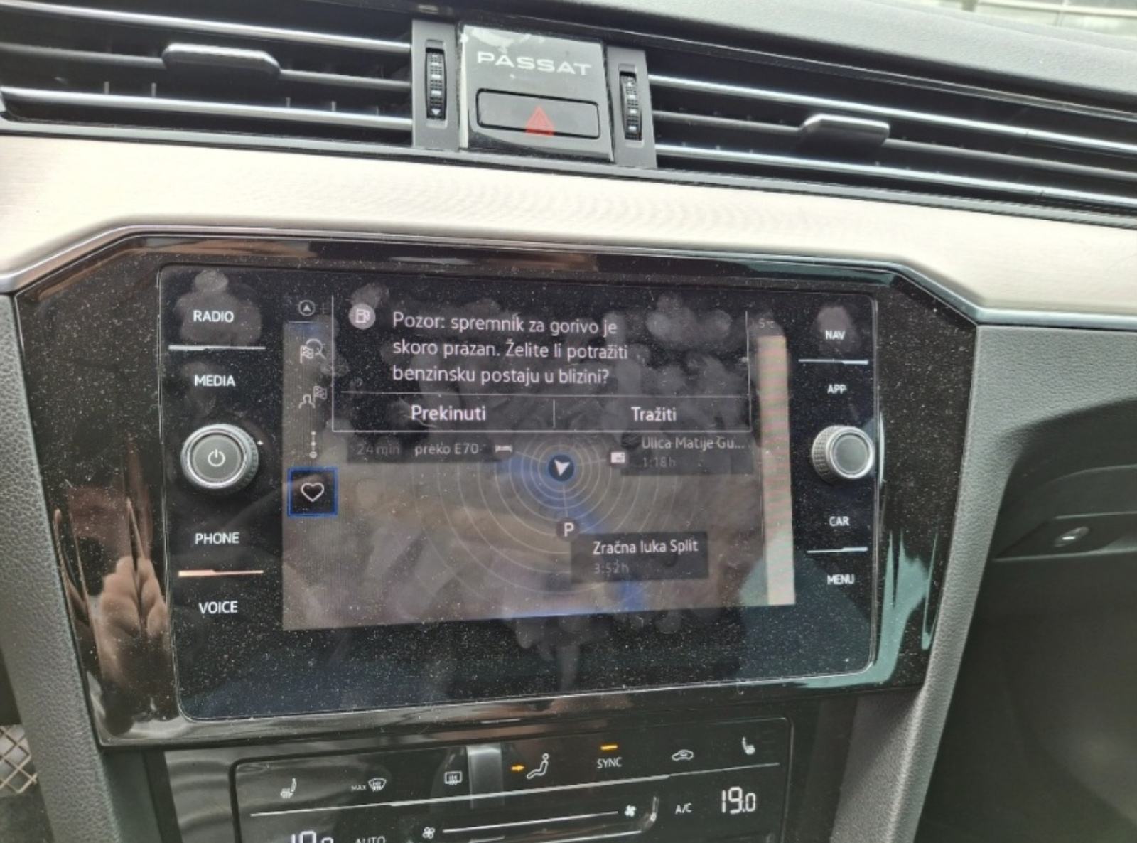 VW Passat 2,0 TDI aut. Highline-Elegance Hr Vozilo 2022, fotografija 11