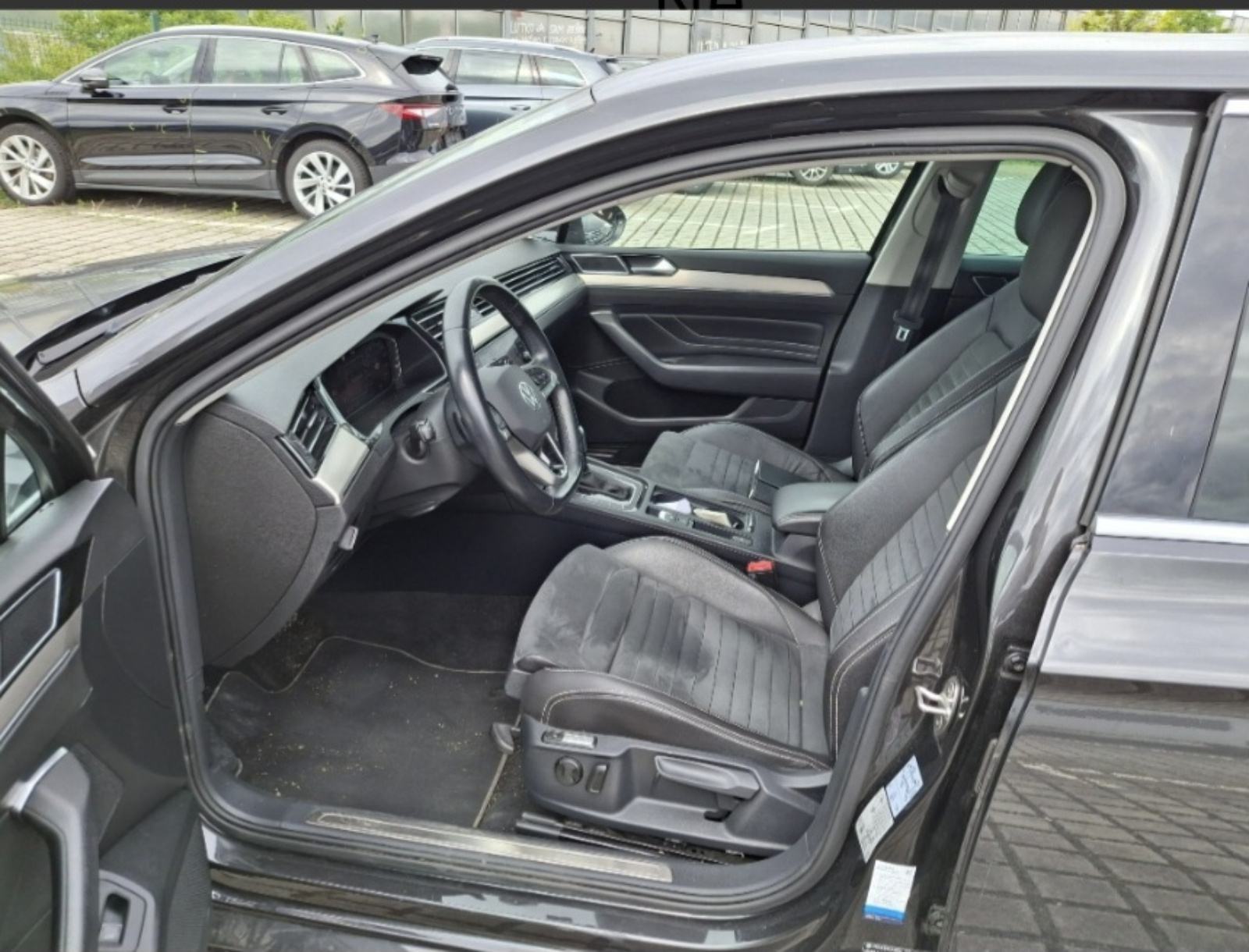VW Passat 2,0 TDI aut. Highline-Elegance Hr Vozilo 2022, fotografija 8