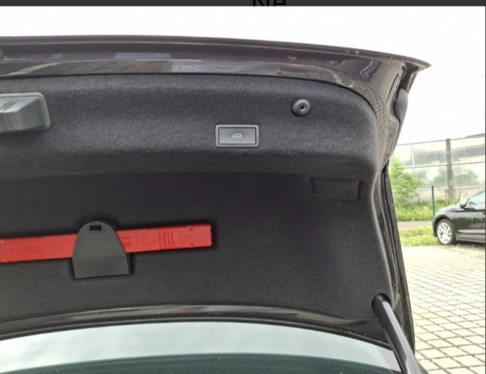 VW Passat 2,0 TDI aut. Highline-Elegance Hr Vozilo 2022, fotografija 6