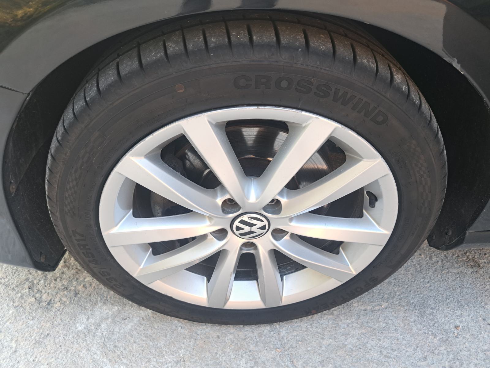 VW Passat 2,0 TDI Dsg bluemotion, fotografija 3
