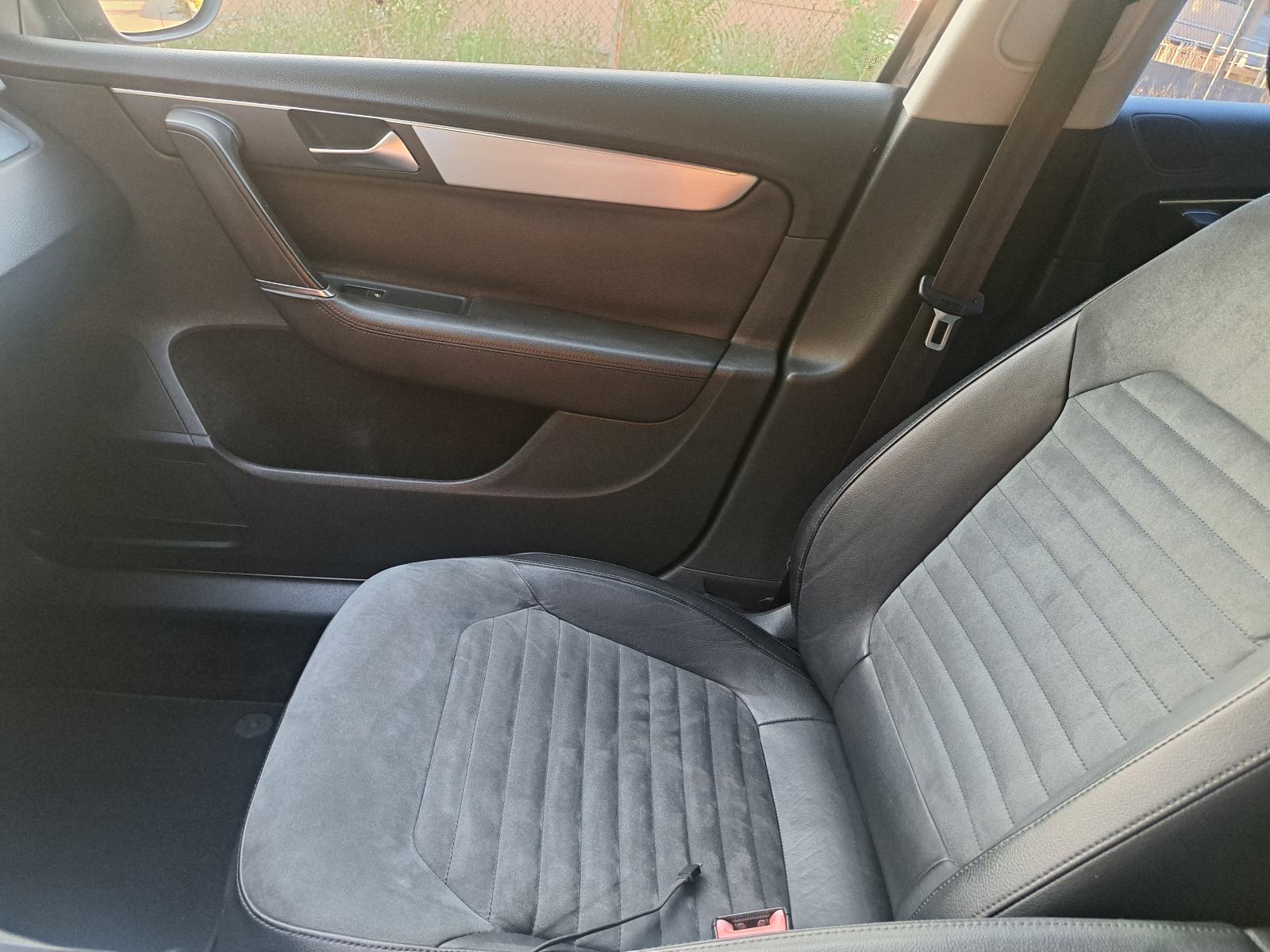 VW Passat 2,0 TDI Dsg bluemotion, fotografija 11
