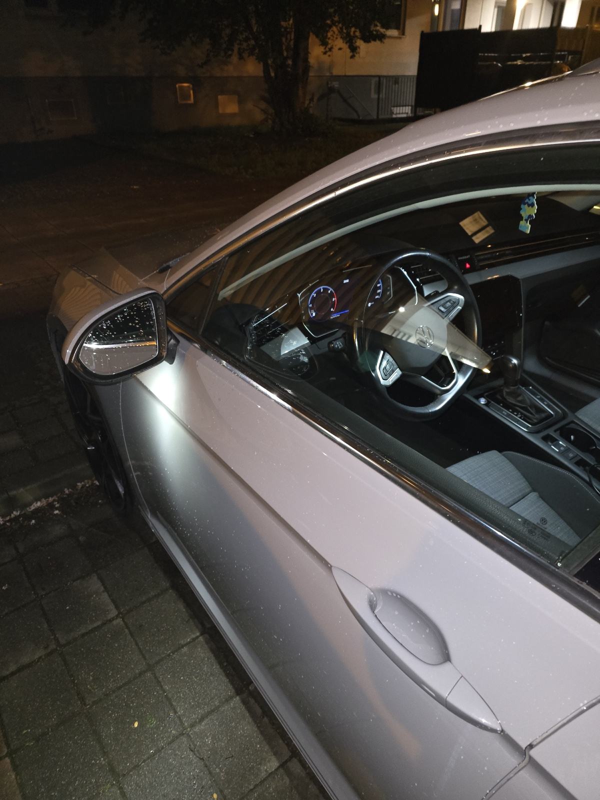 VW Passat 2,0 TDI automatik, fotografija 16