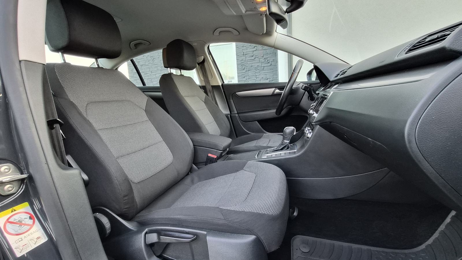 VW Passat 2,0 TDI BMT automatik - 1. VLASNIK - NIJE UVOZ - SERVISNA -, fotografija 17