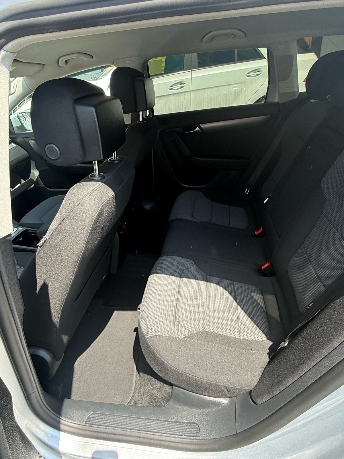 VW Passat 2,0 TDI BMT automatik, fotografija 18