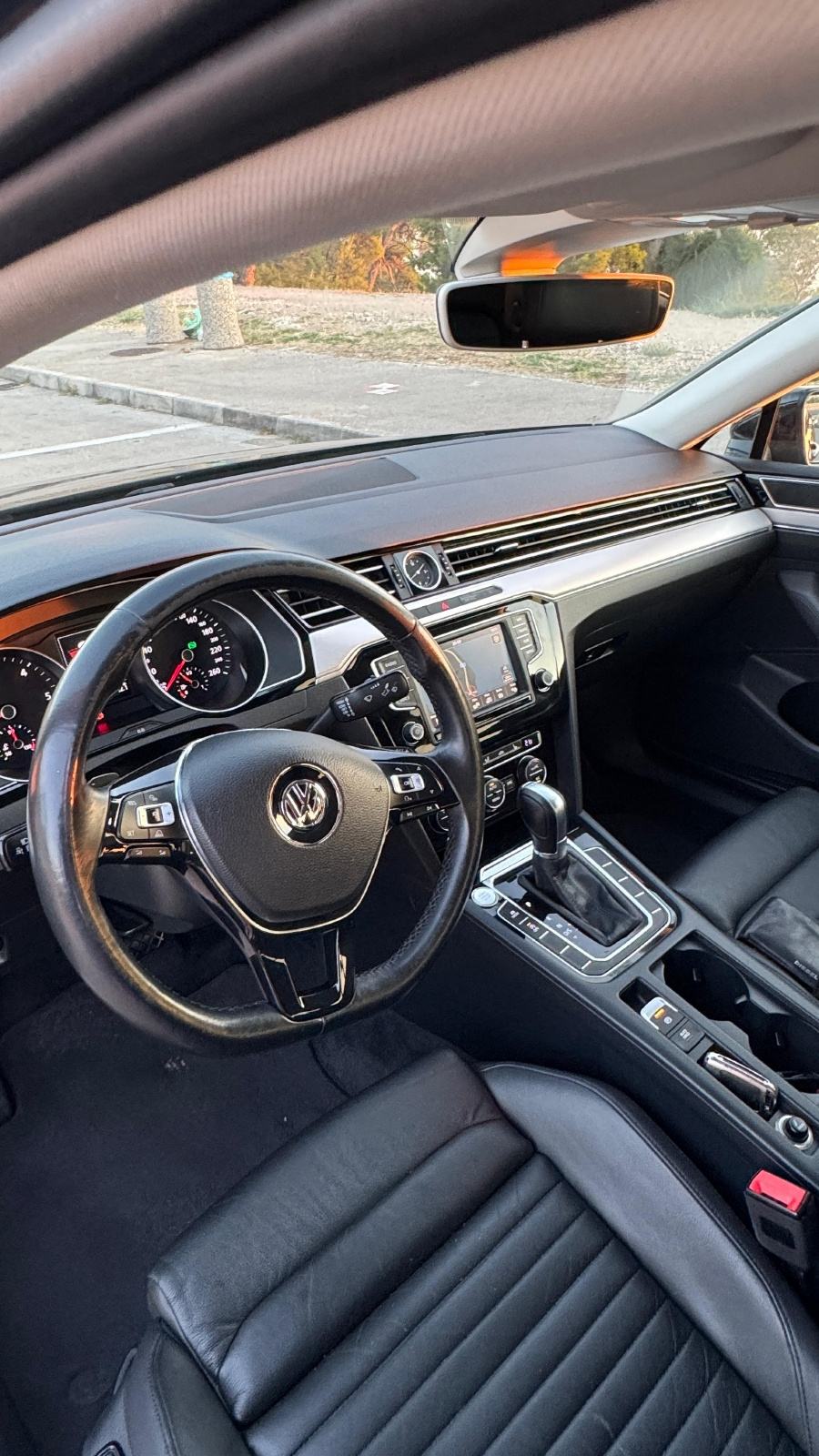 VW Passat 2,0 TDI BMT automatik, fotografija 3
