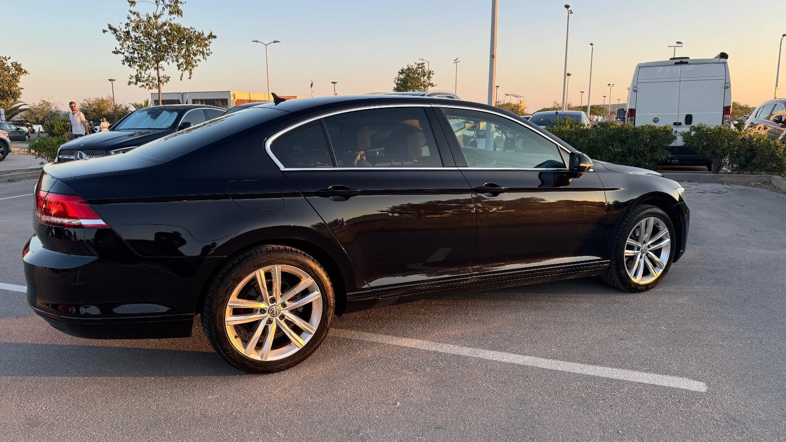 VW Passat 2,0 TDI BMT automatik, fotografija 5