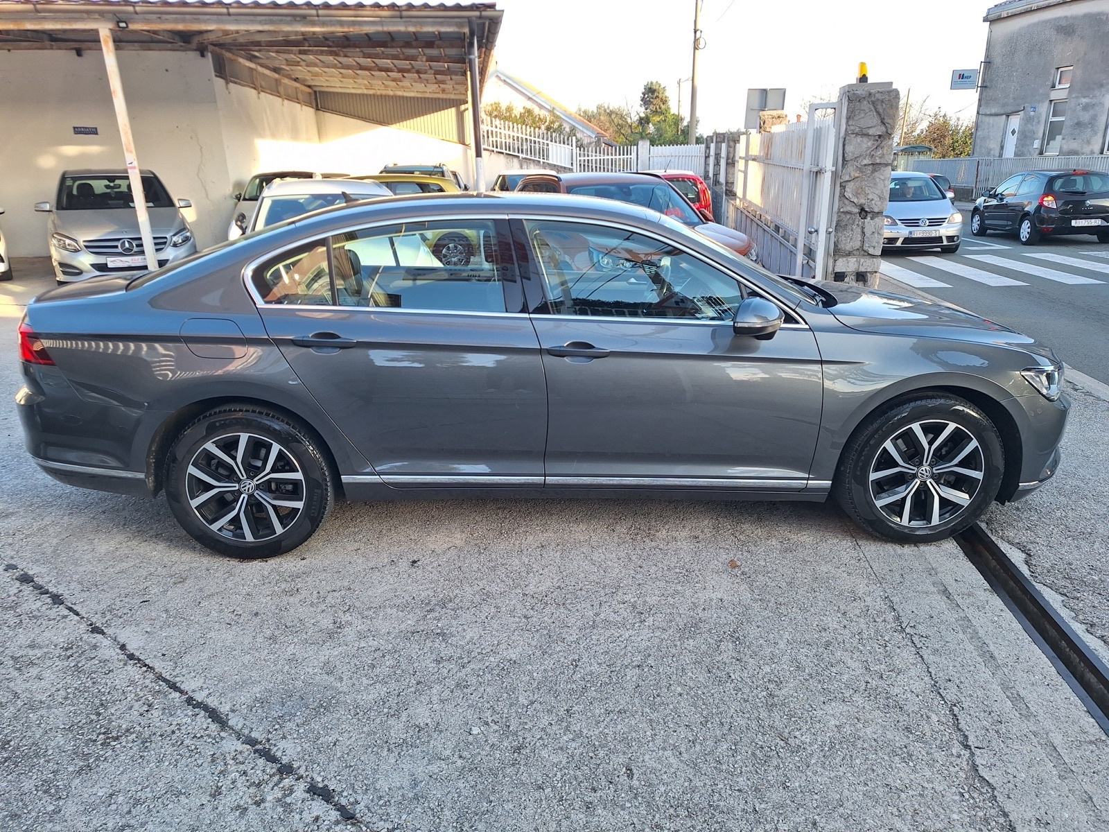VW Passat 2,0 TDI DSG automatik/VIRTUAL/NAVI.LED/P.KAMERA (u pdv), fotografija 6