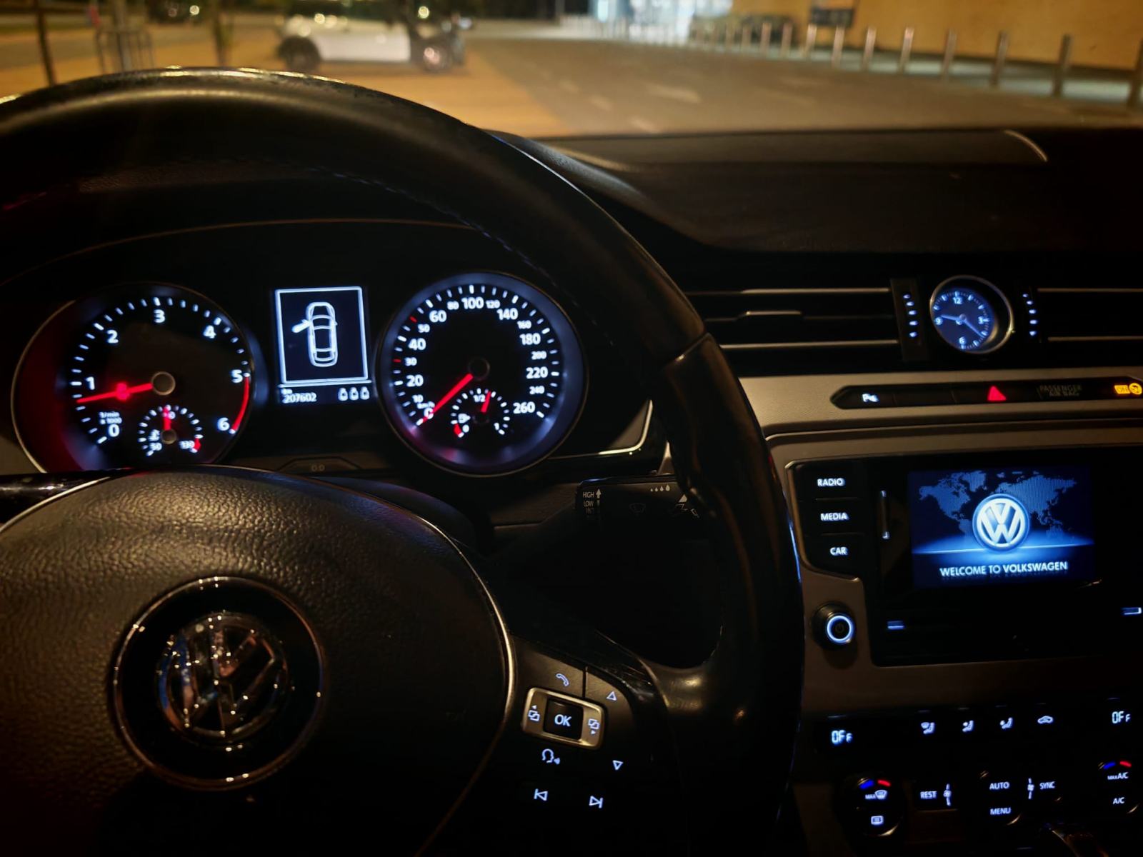 VW Passat 2,0 TDI BMT DSG automatik, fotografija 6