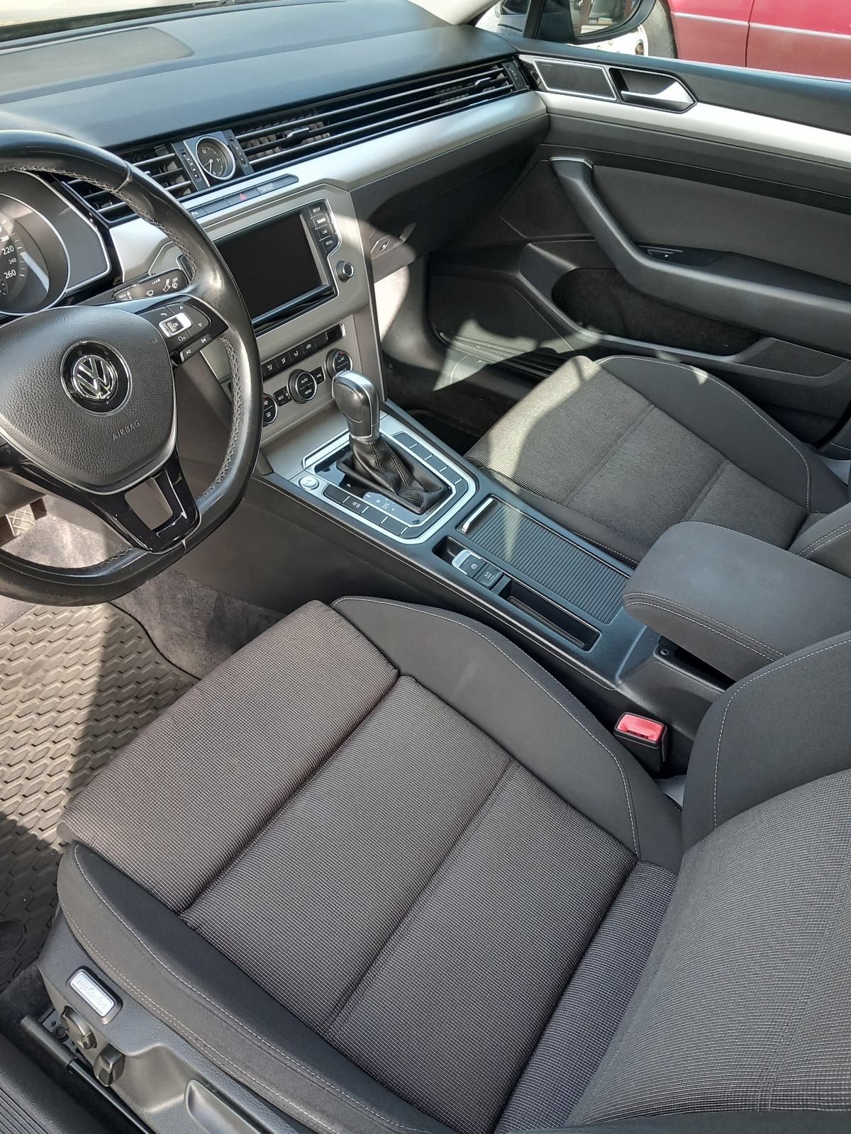 VW Passat 2,0 TDI BMT DSG automatik, fotografija 6