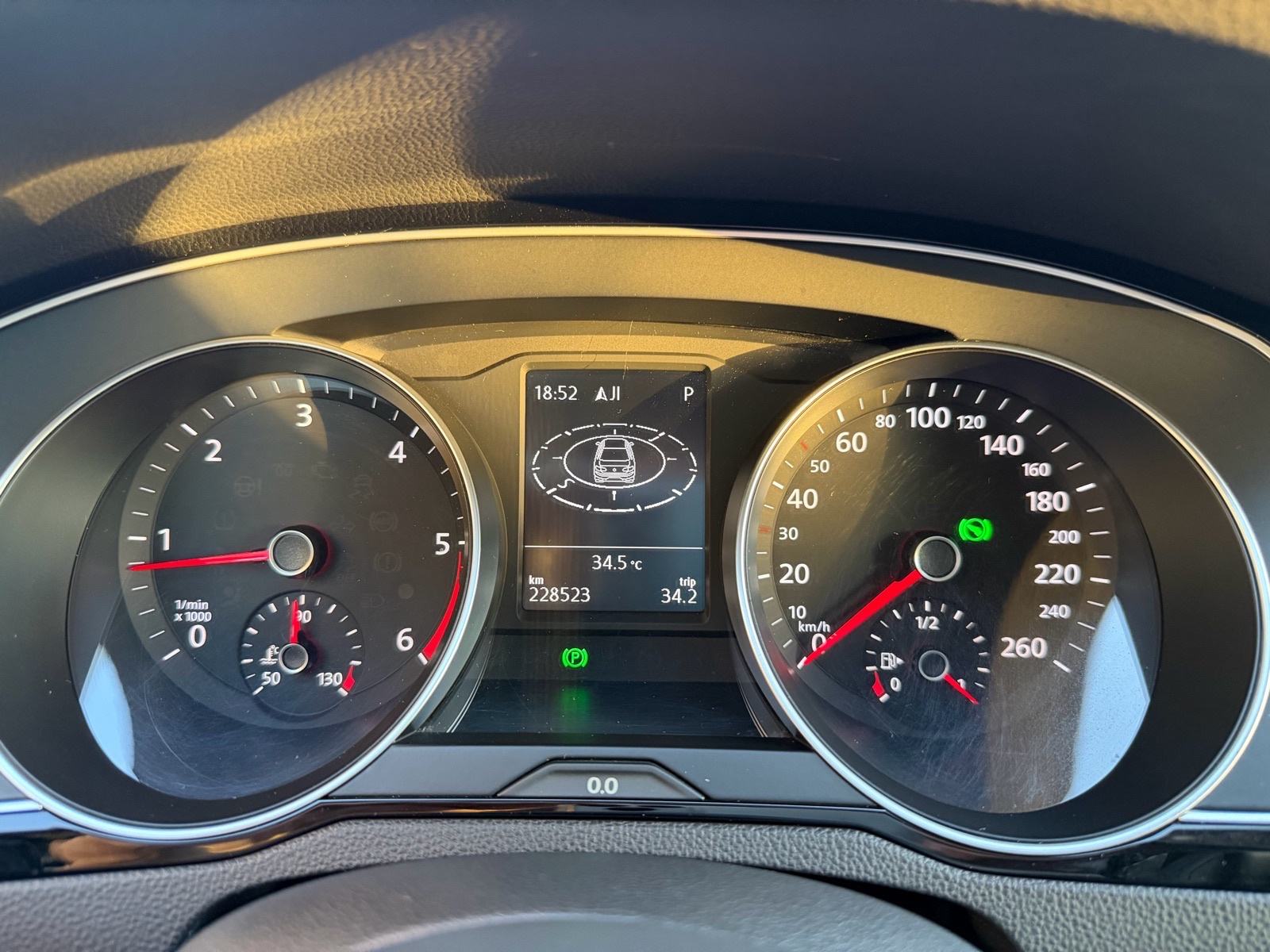 VW Passat 2,0 TDI BMT DSG automatik, fotografija 11