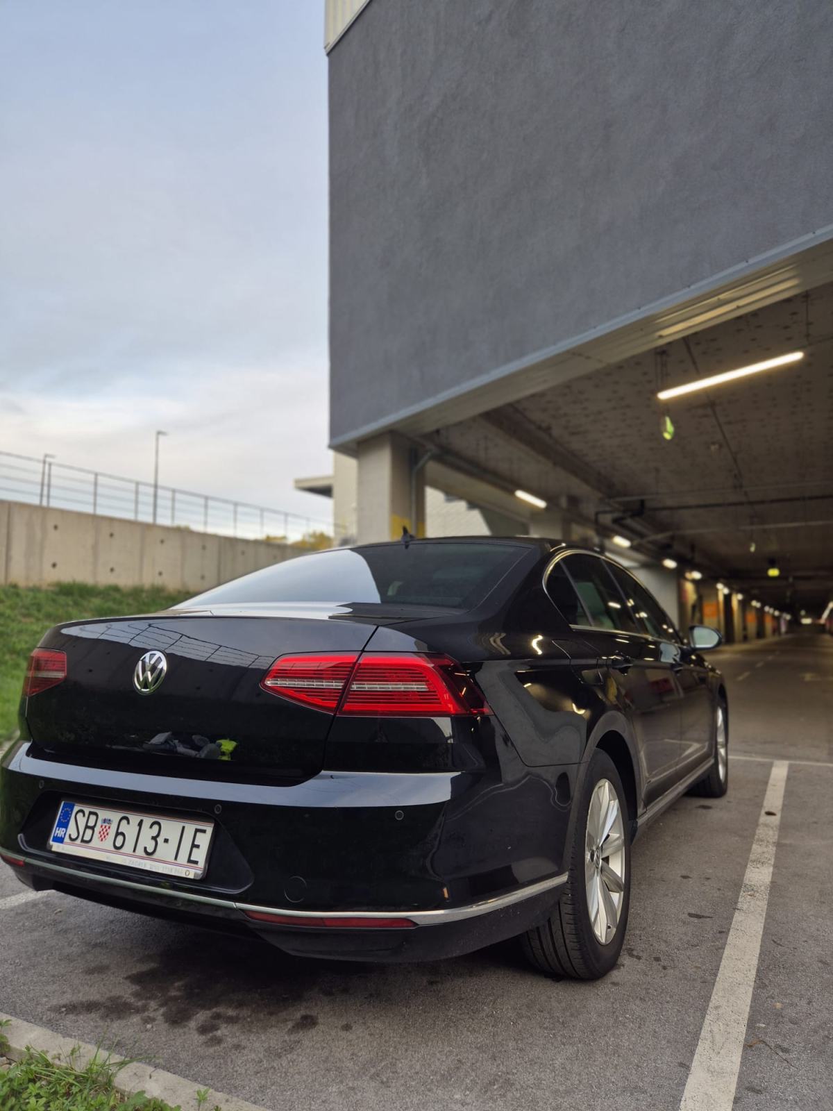 VW Passat 2,0 TDI BMT DSG HIGHLINE, fotografija 5