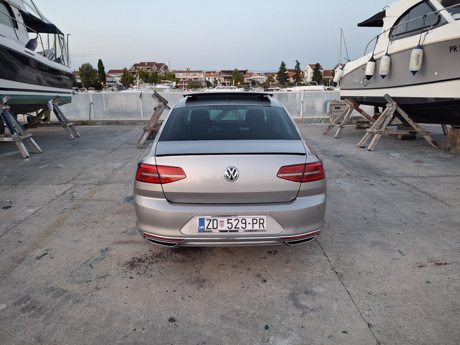 VW Passat 2,0 TDI Highline, fotografija 6