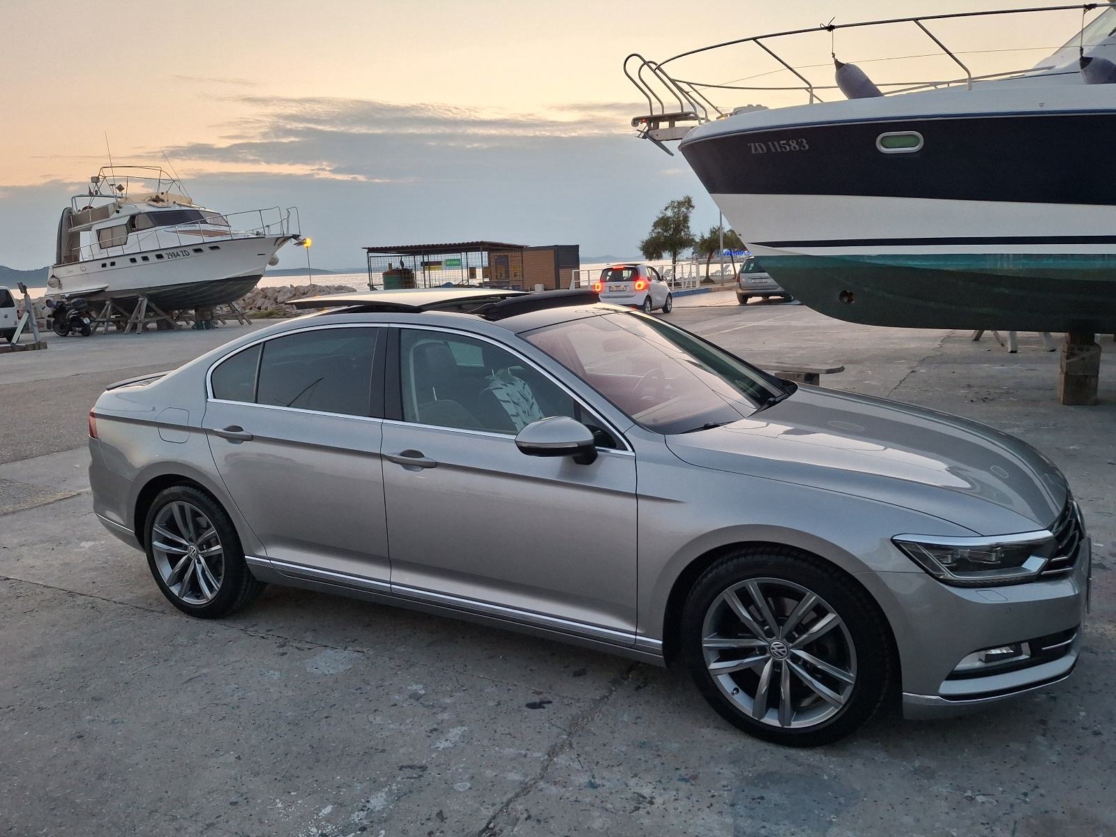 VW Passat 2,0 TDI Highline, pogled izvana - slika 5