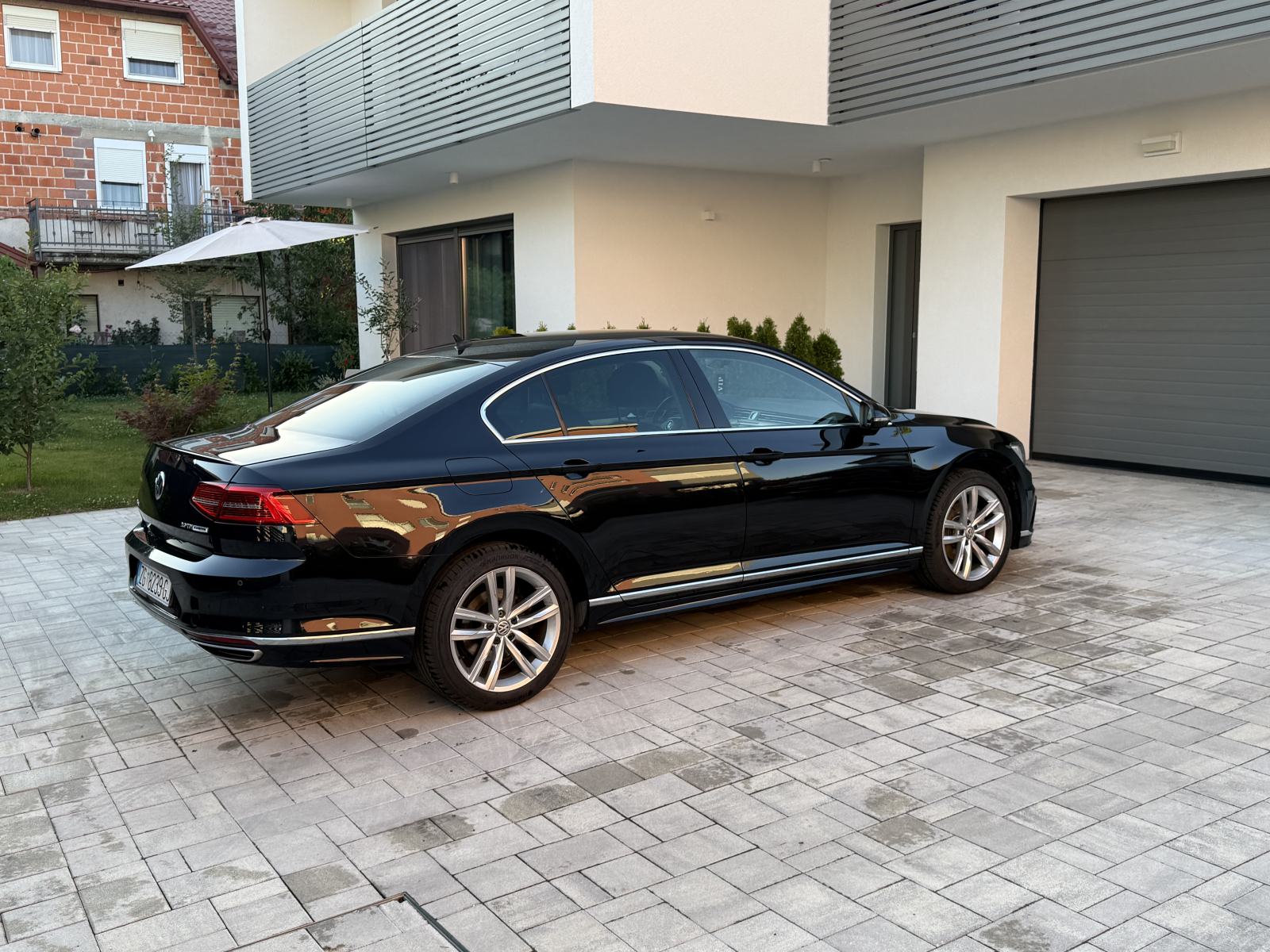 VW Passat 2.0 TDI BMT DSG R-LINE, VIRTUAL, NAVI, fotografija 3