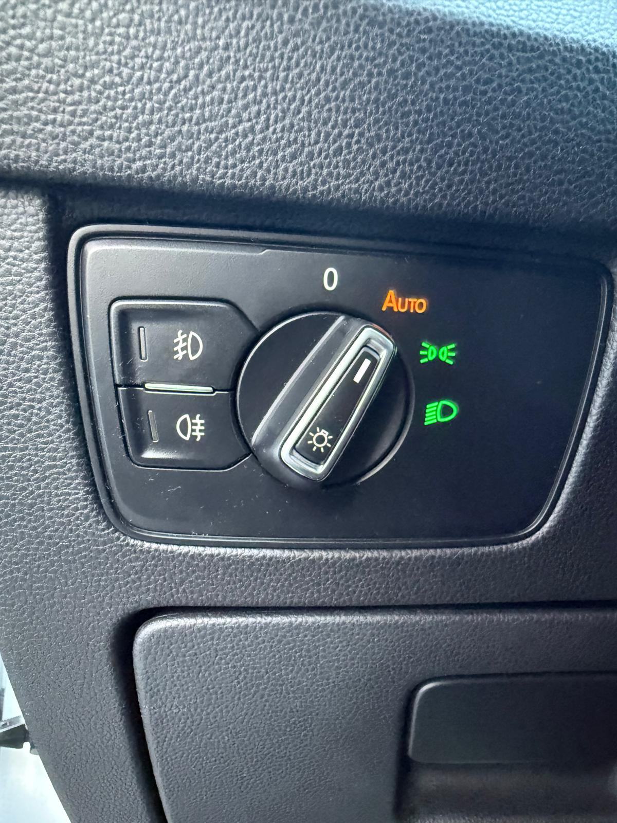 VW Passat 2,0 TDI BMT highline,servis,full led,reg godinu dana!, fotografija 14
