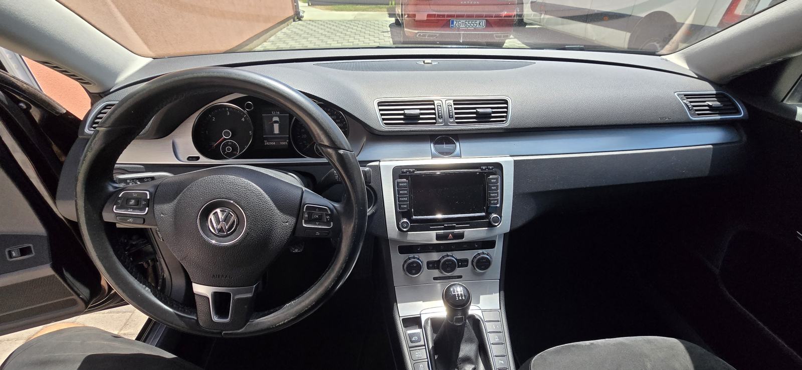 VW Passat 2,0 TDI BMT HIGHLINE, fotografija 13