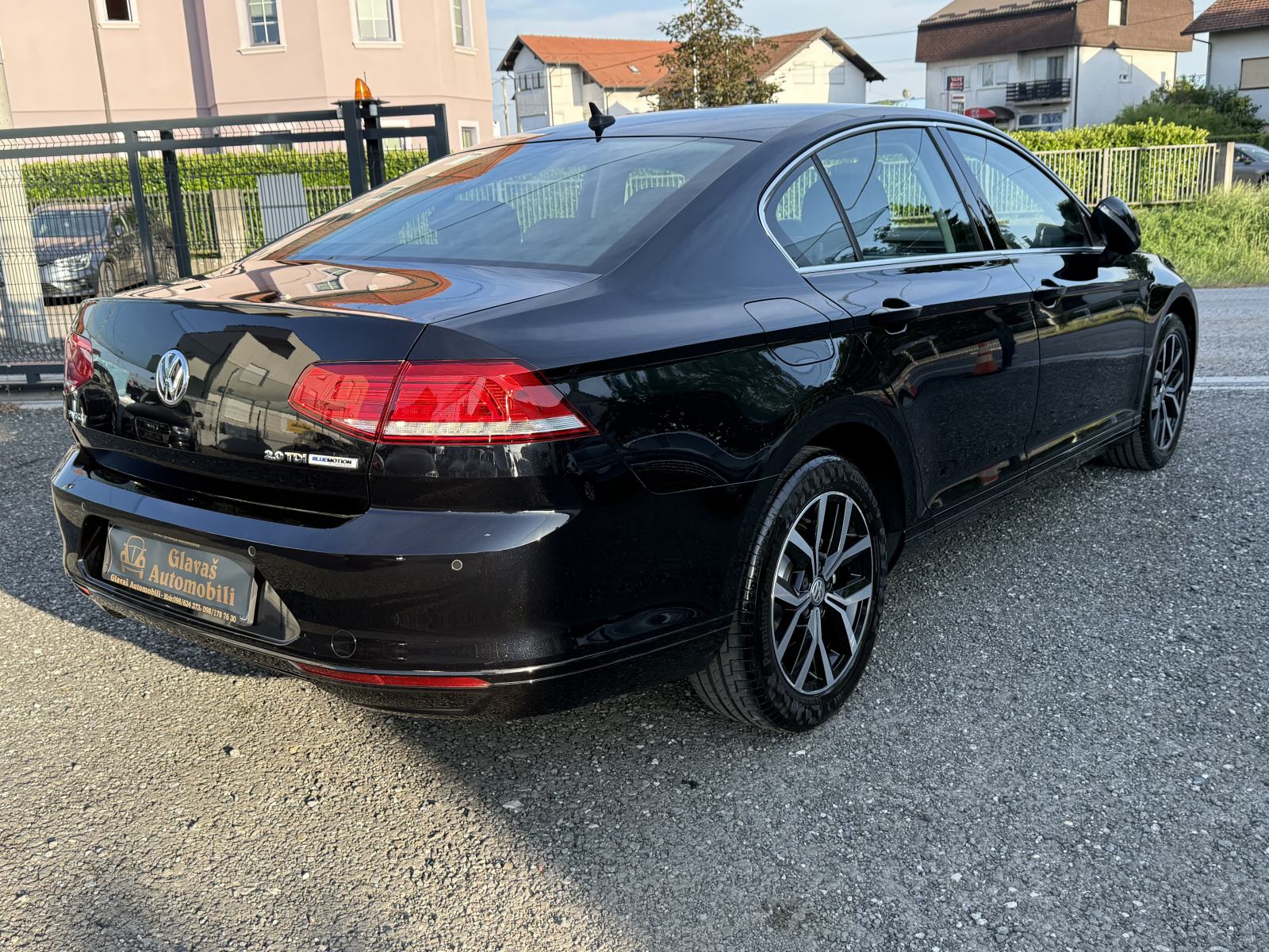 VW Passat 2,0 TDI BMT LED,NAVI,PDC,ALU 17",JAMSTVO,TOP STANJE!!!, fotografija 8
