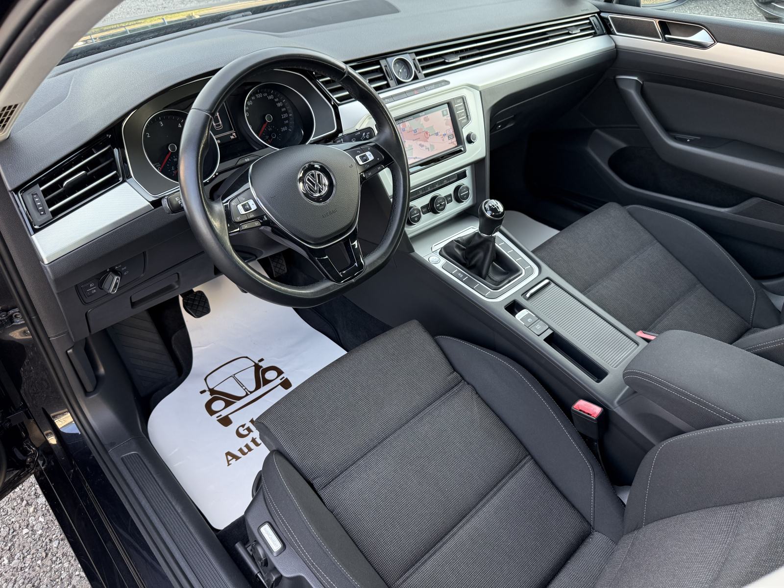 VW Passat 2,0 TDI BMT LED,NAVI,PDC,ALU 17",JAMSTVO,TOP STANJE!!!, fotografija 12