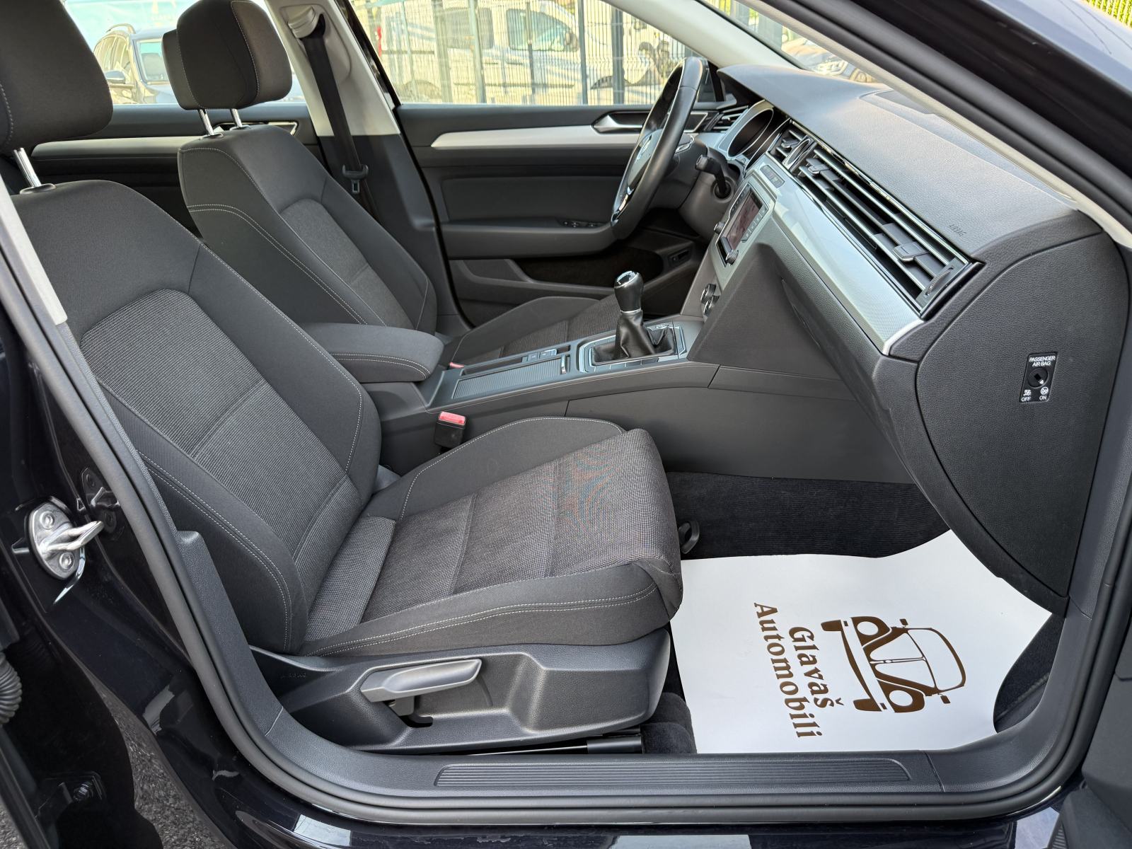 VW Passat 2,0 TDI BMT LED,NAVI,PDC,ALU 17",JAMSTVO,TOP STANJE!!!, fotografija 17