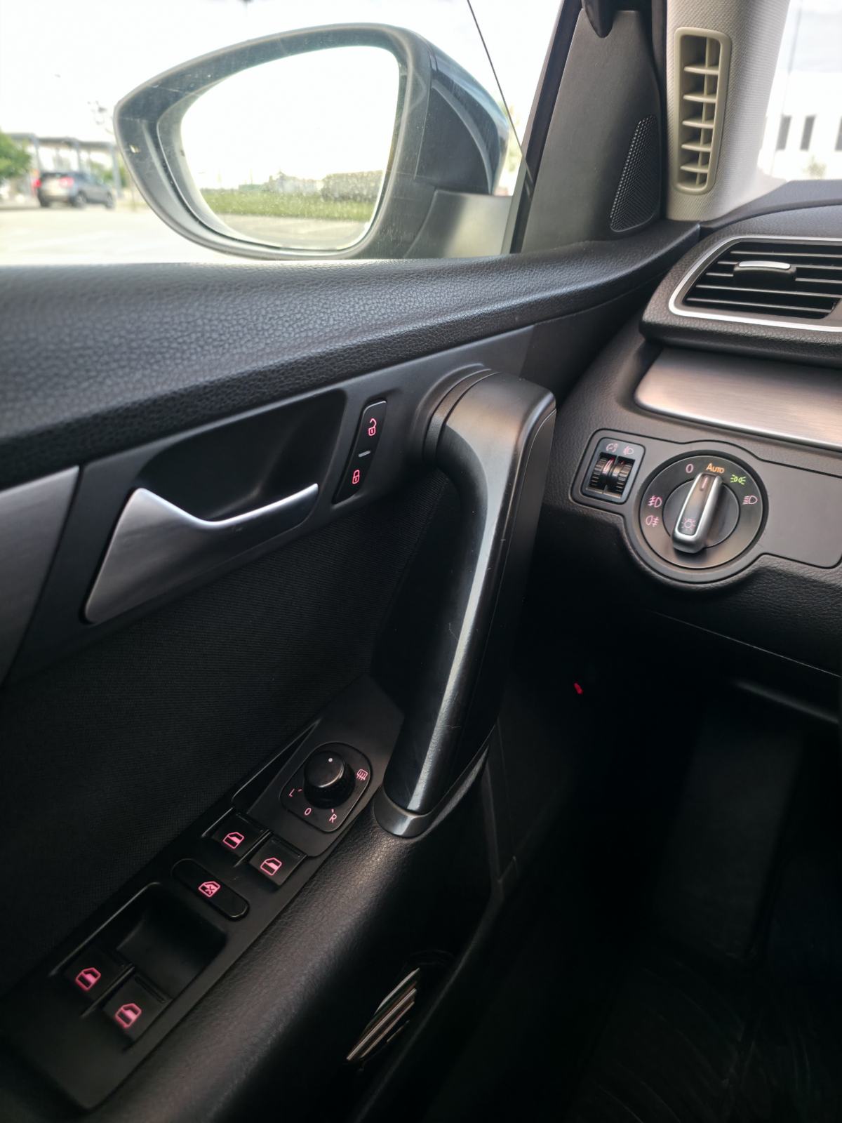 VW Passat 2,0 TDI BMT, fotografija 12