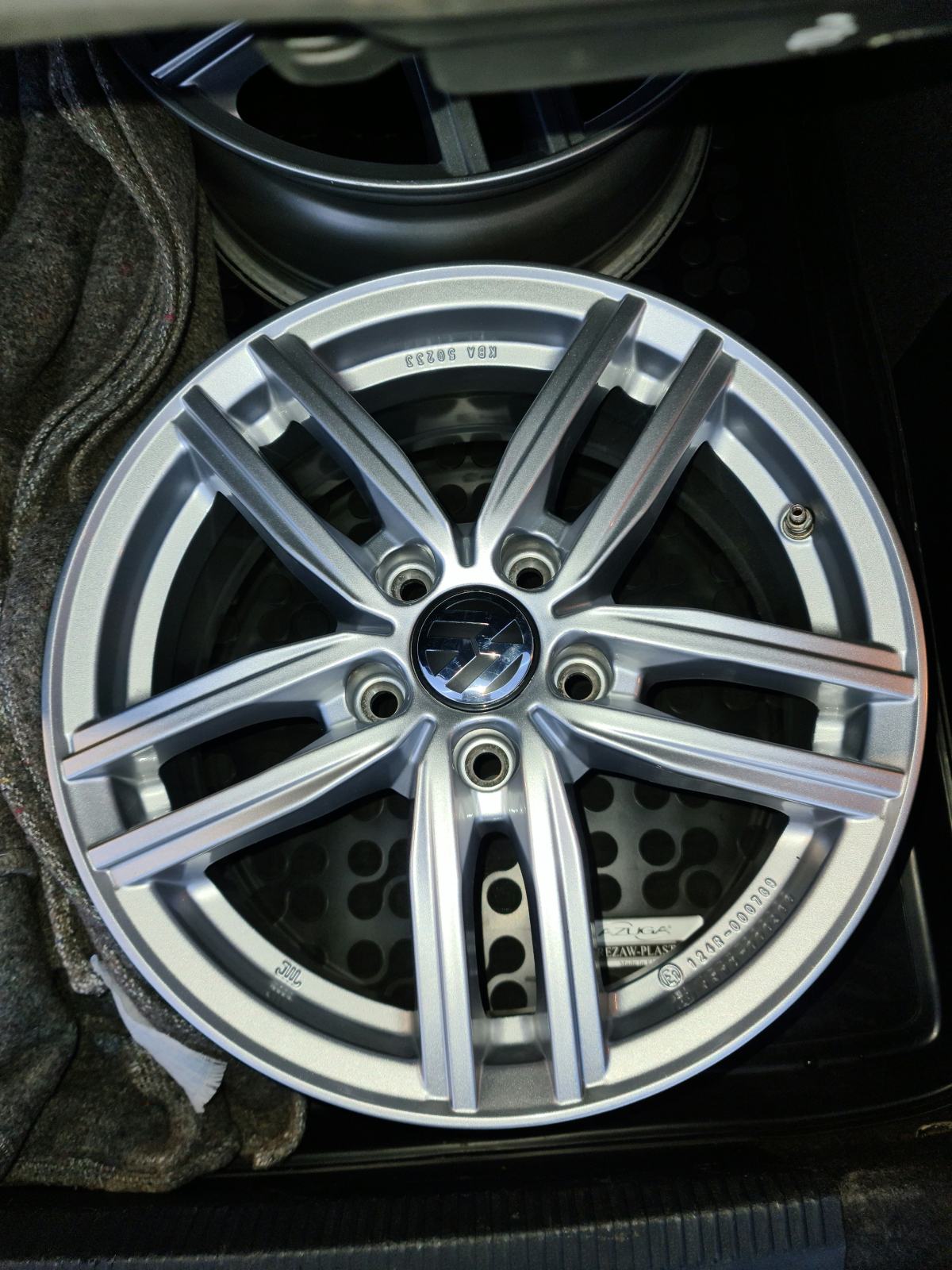 VW Passat 2,0 TDI BMT, fotografija 16