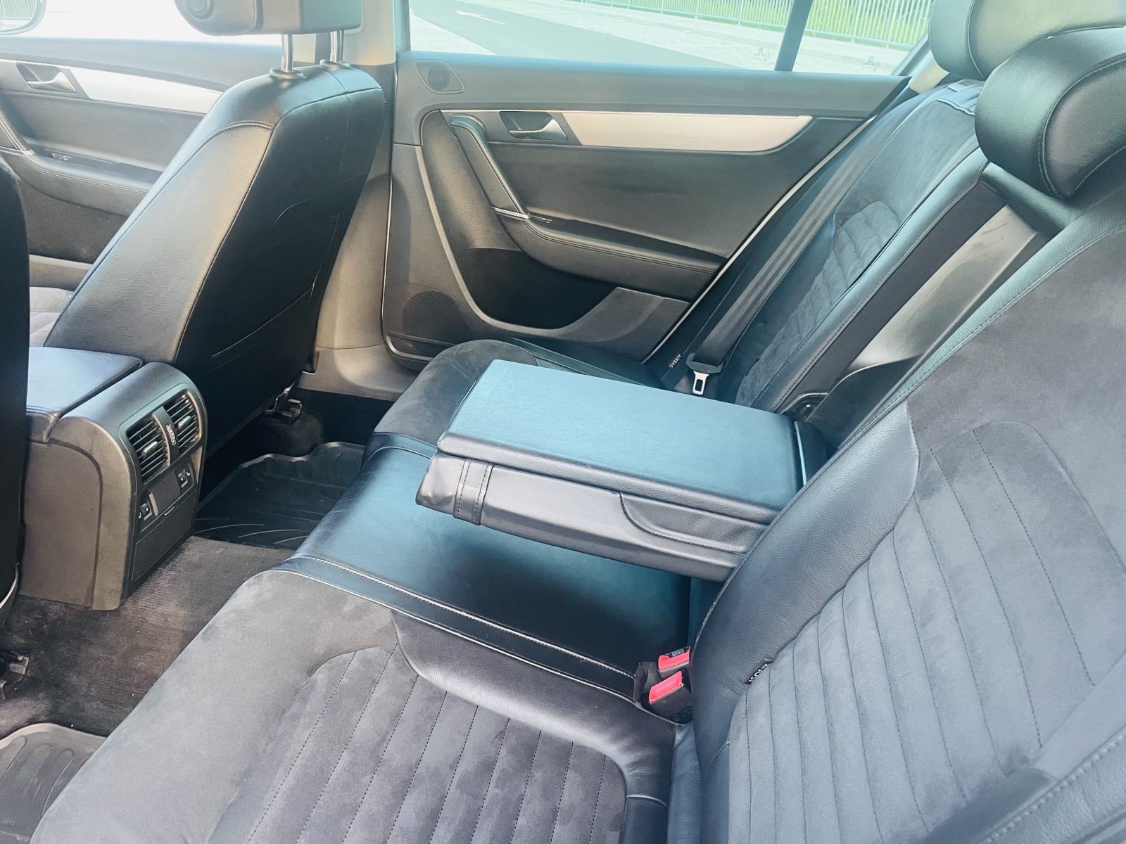 VW Passat 2,0 TDI BMT Highline TOP STANJE, fotografija 10