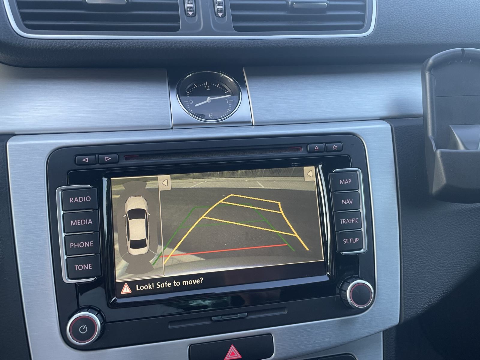 VW Passat 2,0 TDI BMT Highline TOP STANJE, fotografija 15