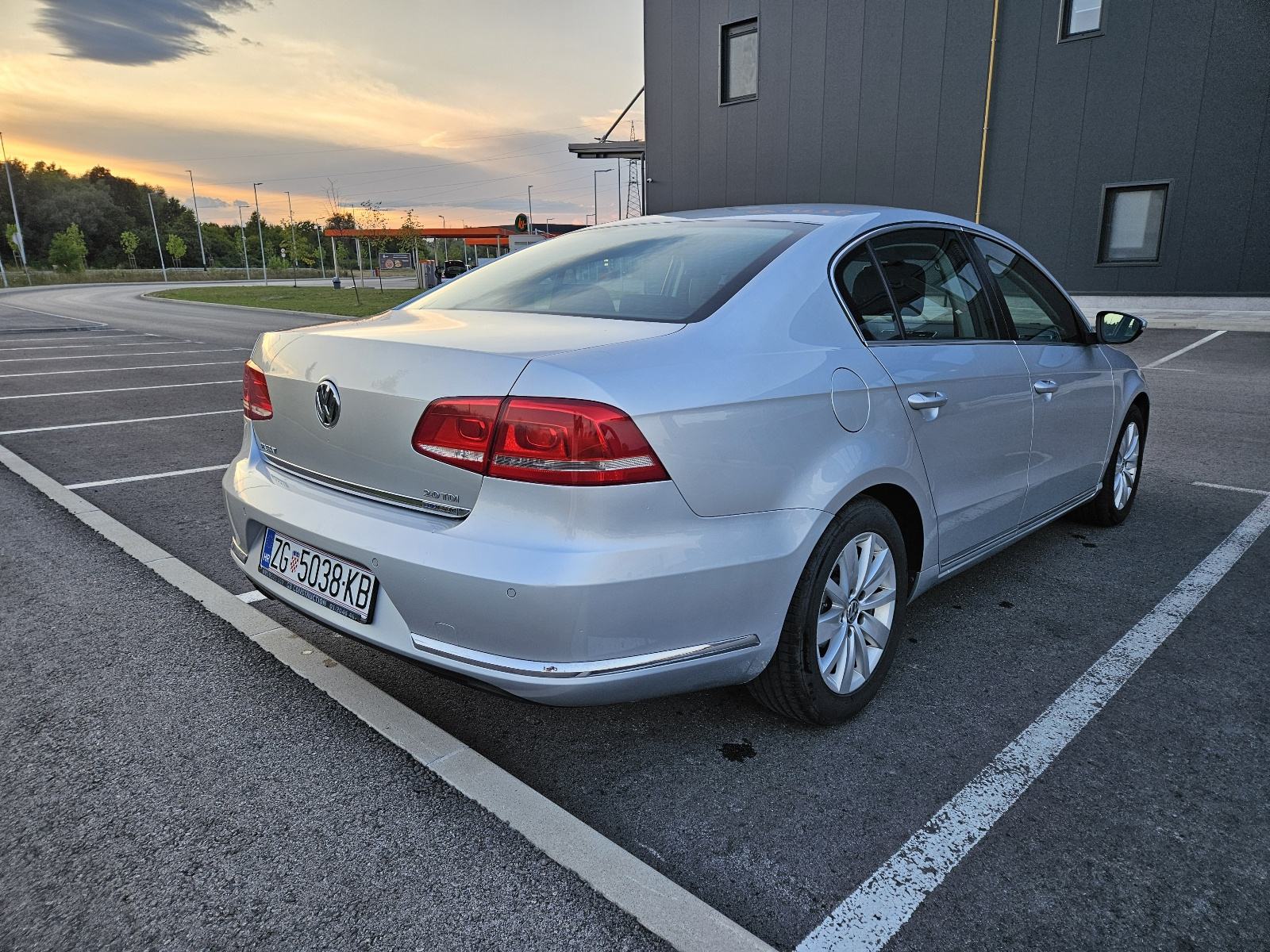 VW Passat 2,0 TDI BMT, fotografija 5