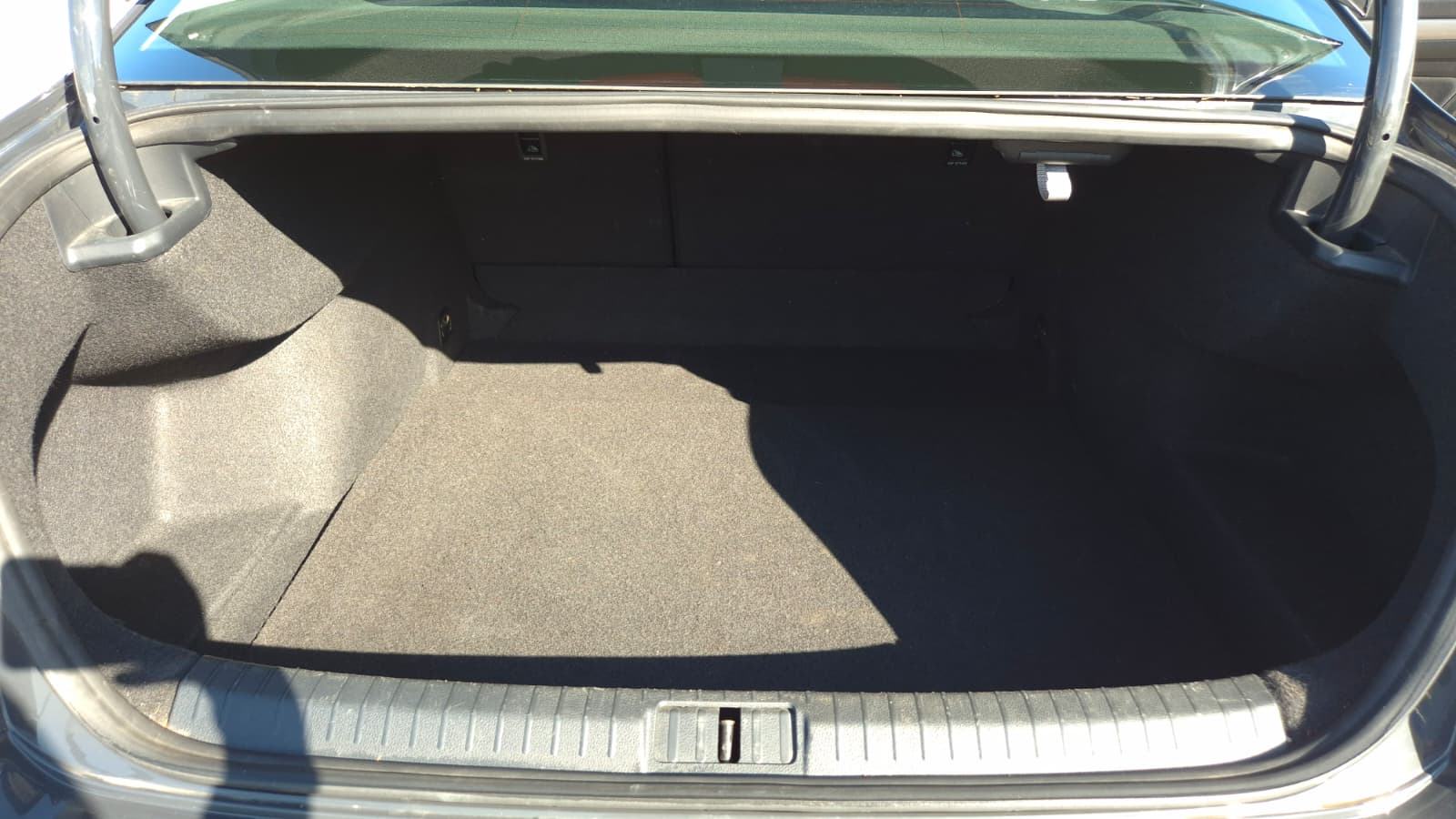VW Passat 2,0 TDI BMT, fotografija 15