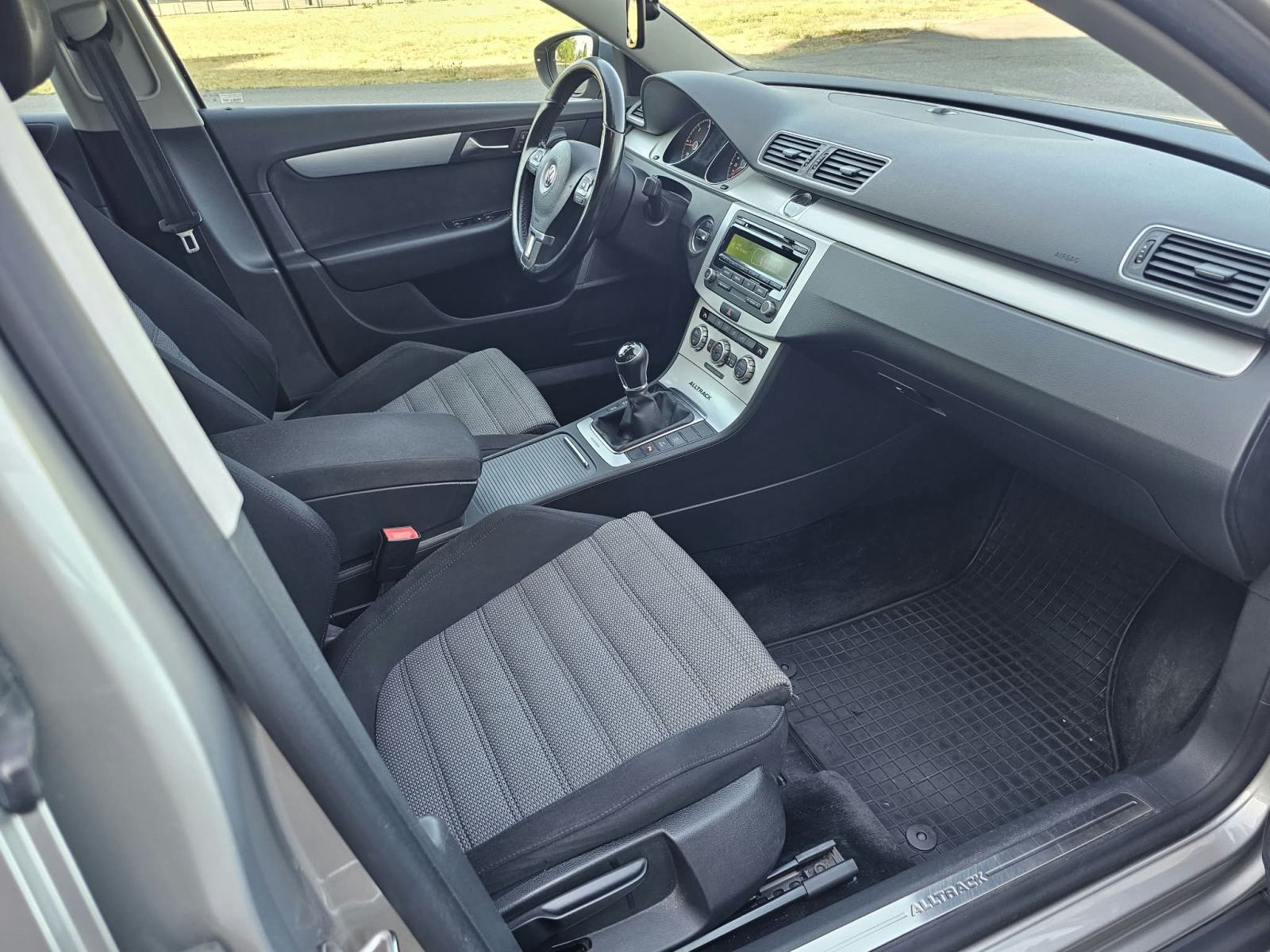 VW Passat Alltrack 2,0 TDI BMT, fotografija 9