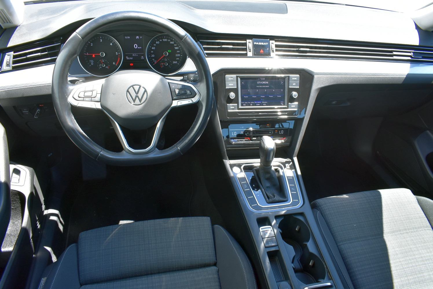 VW Passat 2.0 TDI Business A/T *HR* ODL. OPREMA, SET GUMA, REG 07/27 *, fotografija 4